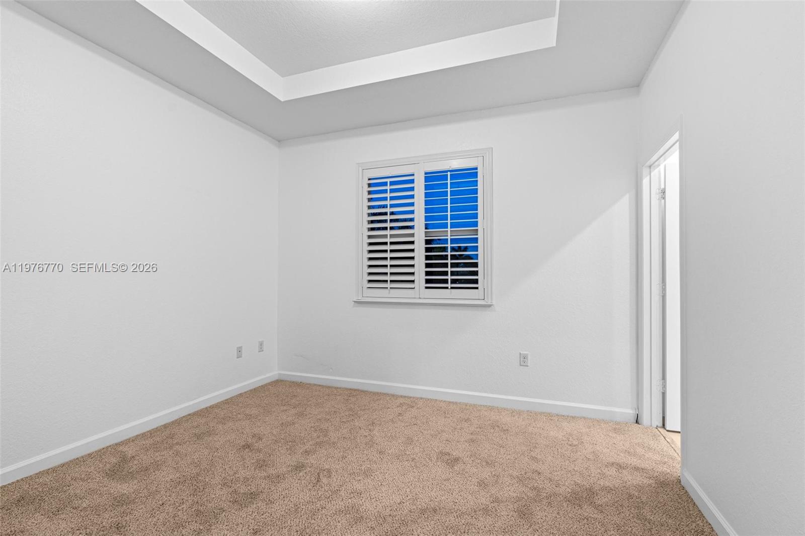 HOMESTEAD PARK OF COMMERC - Residential Lease