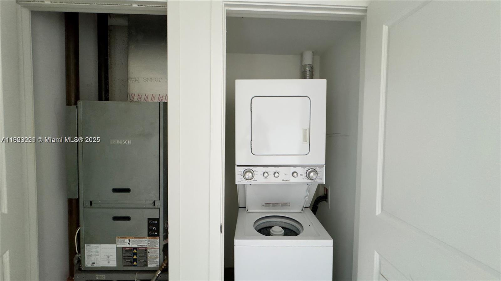 CANVAS CONDO - Residential Lease