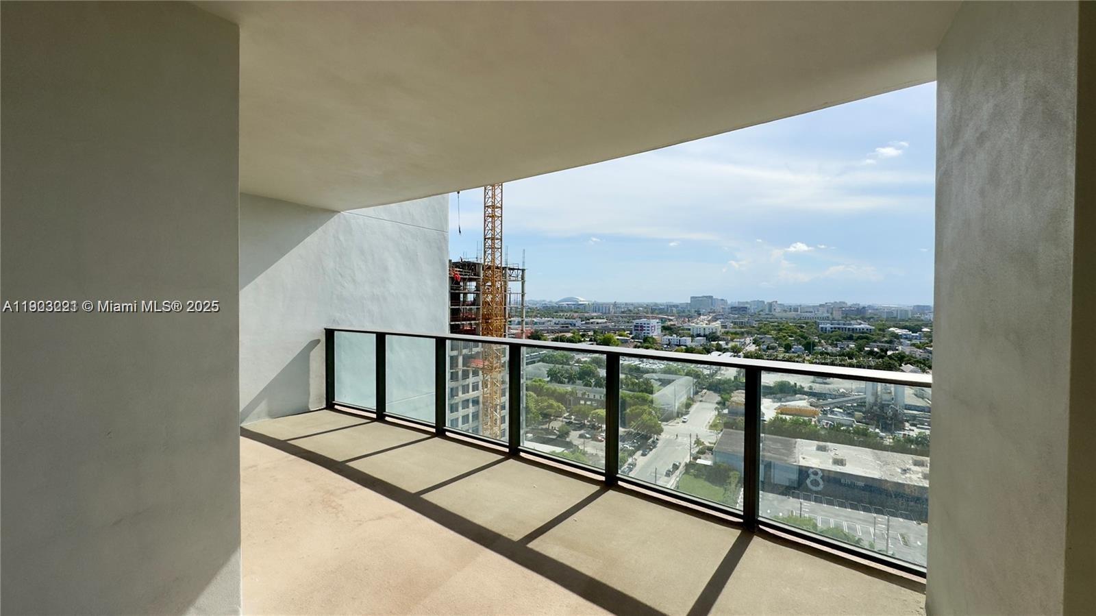 CANVAS CONDO - Residential Lease
