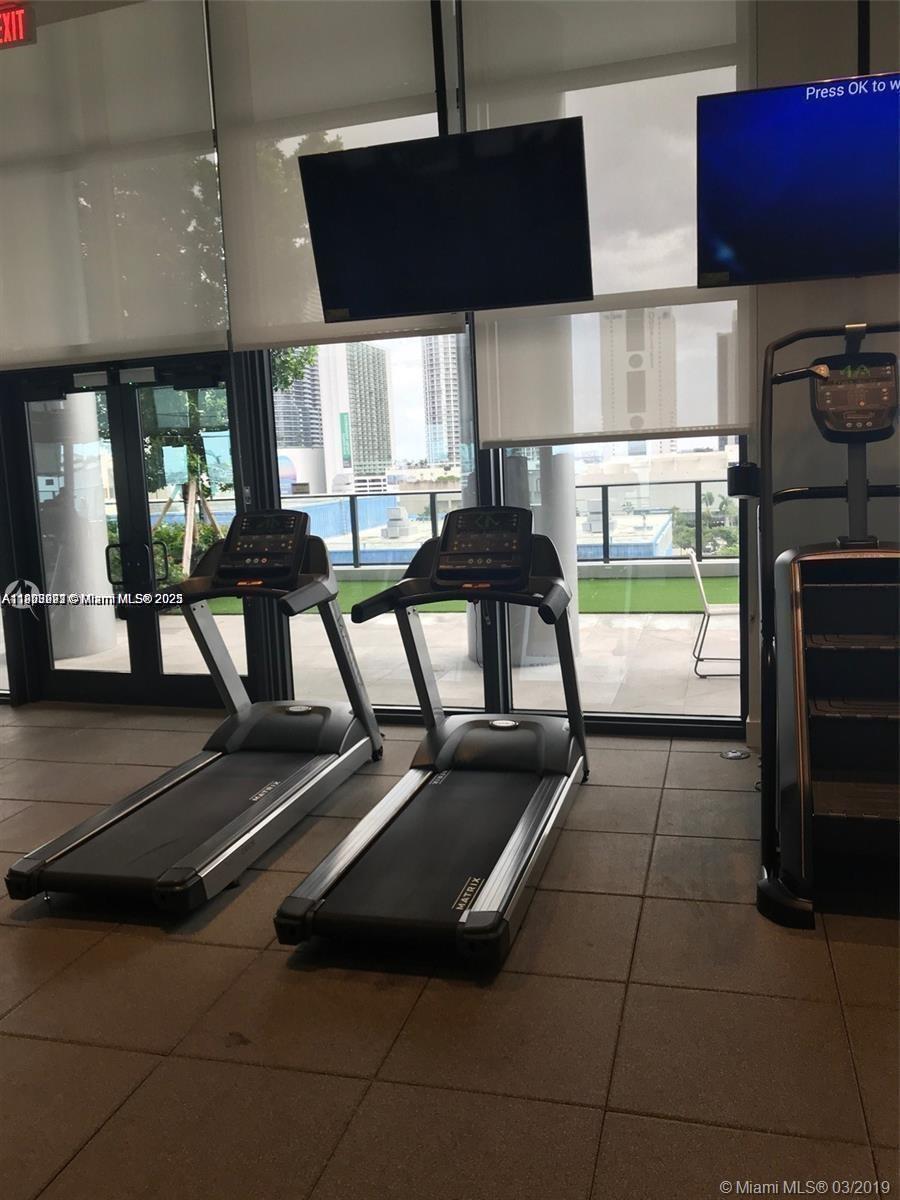 CANVAS CONDO - Residential Lease