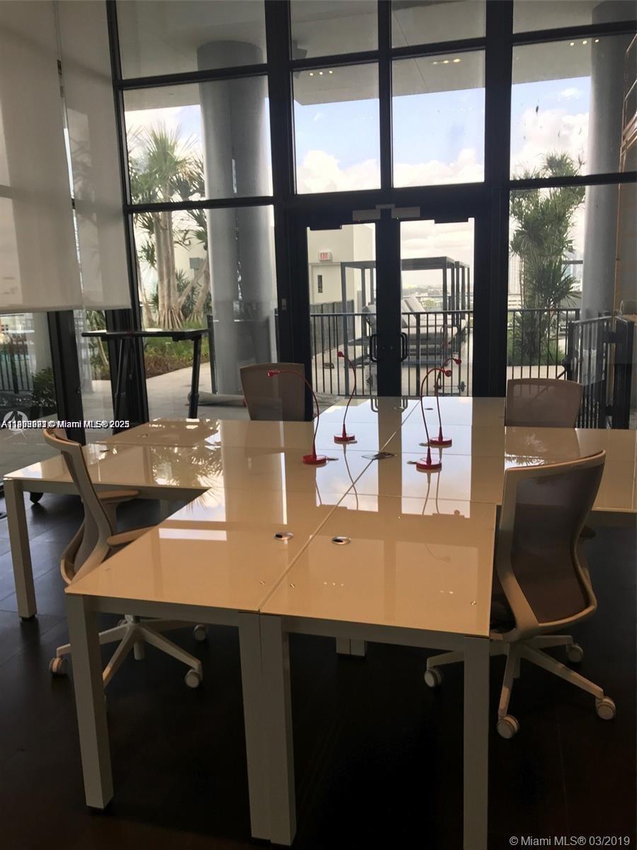 CANVAS CONDO - Residential Lease