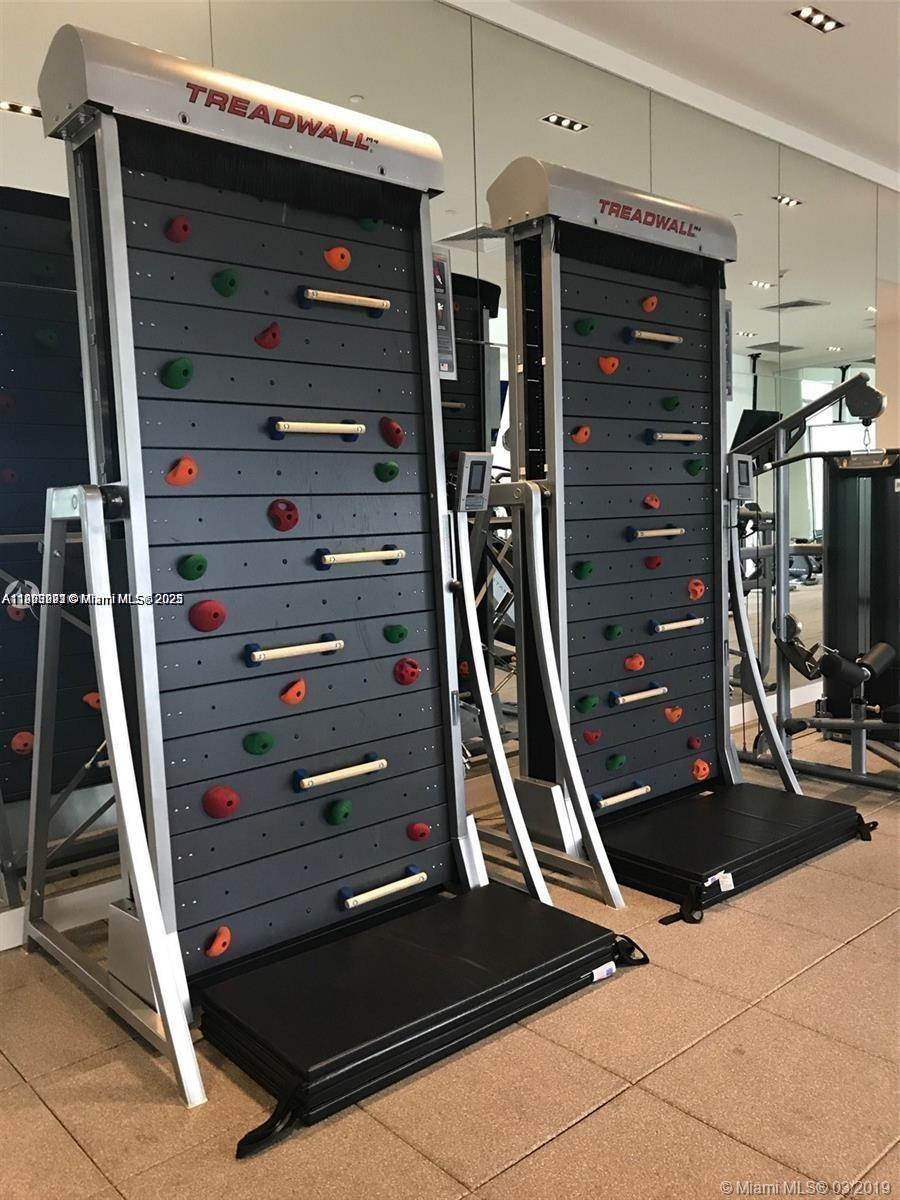 CANVAS CONDO - Residential Lease