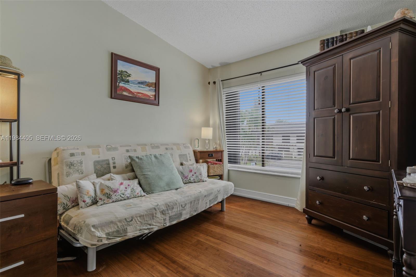 LAKEVIEW TOWNHOMES CONDO - Residential