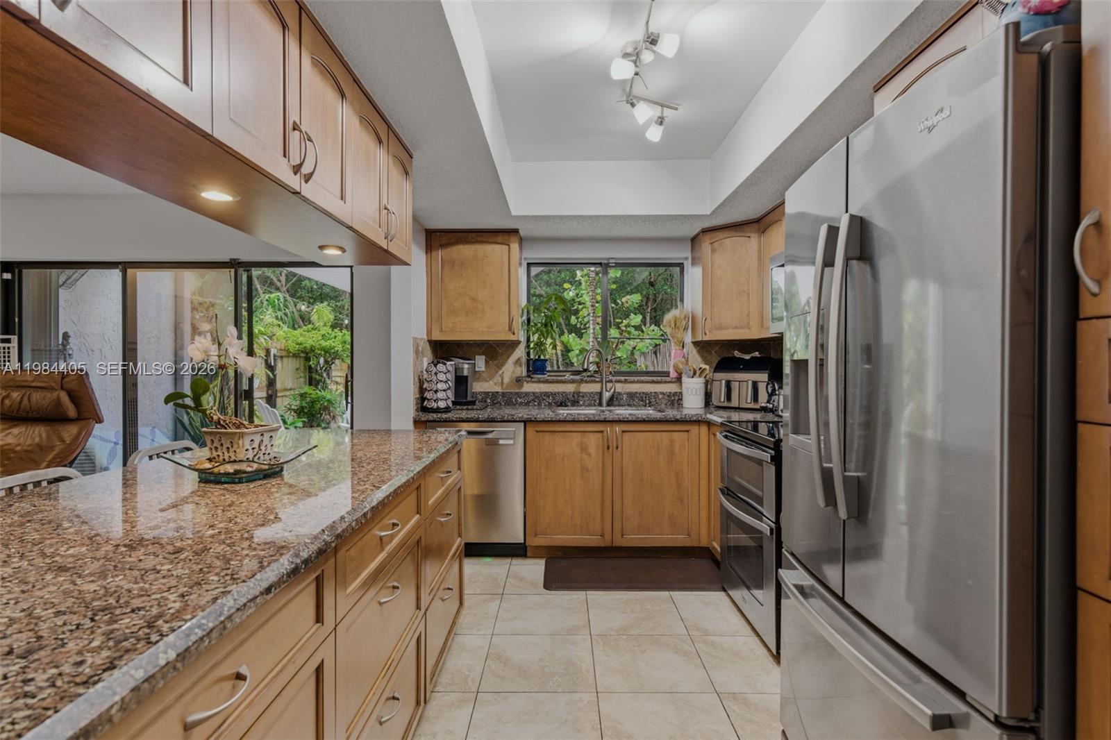 LAKEVIEW TOWNHOMES CONDO - Residential