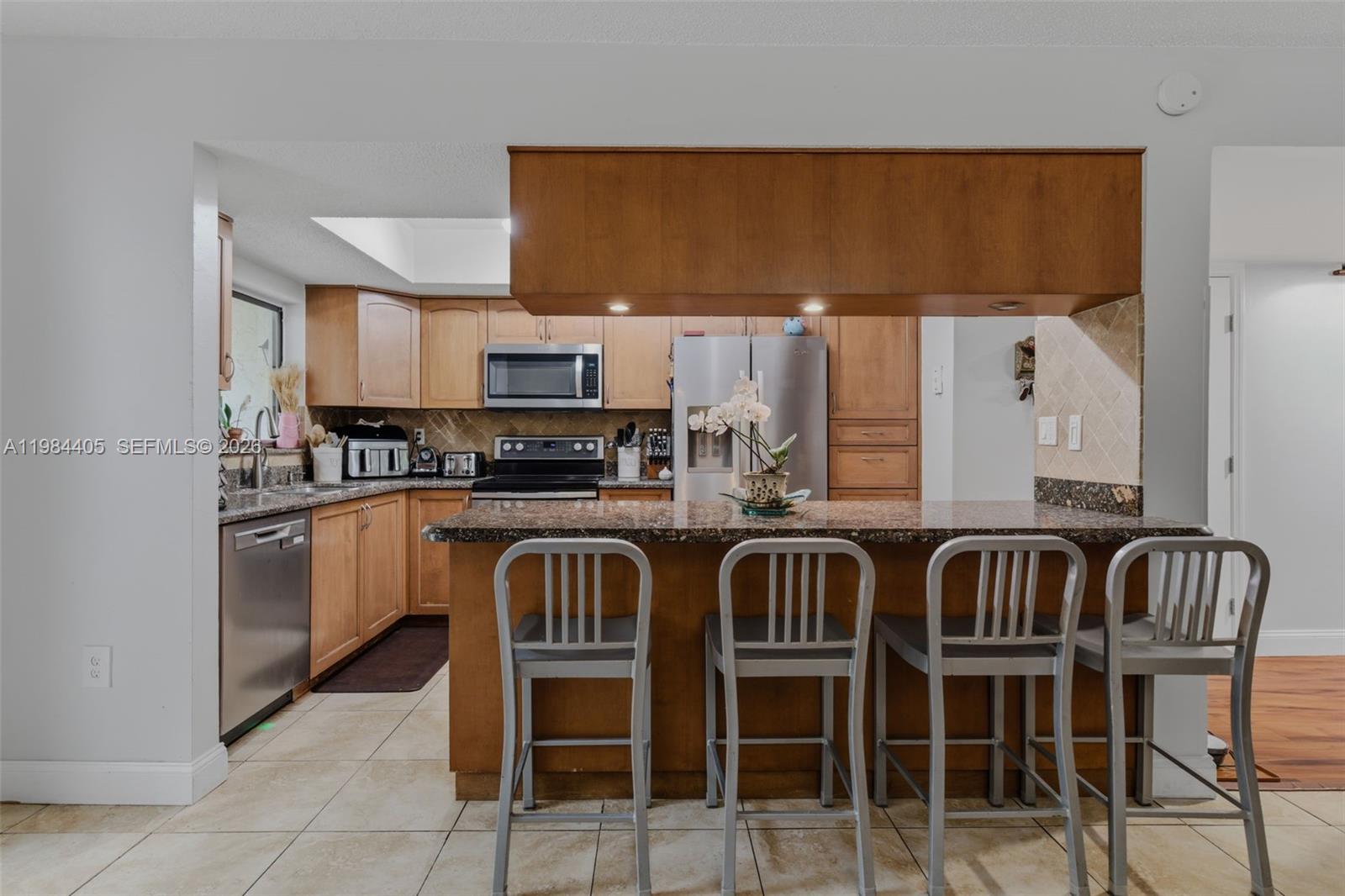 LAKEVIEW TOWNHOMES CONDO - Residential