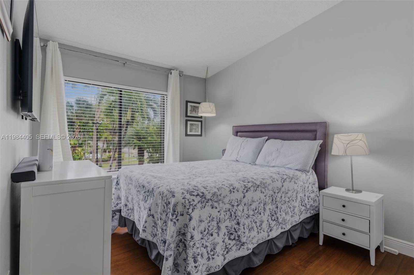 LAKEVIEW TOWNHOMES CONDO - Residential