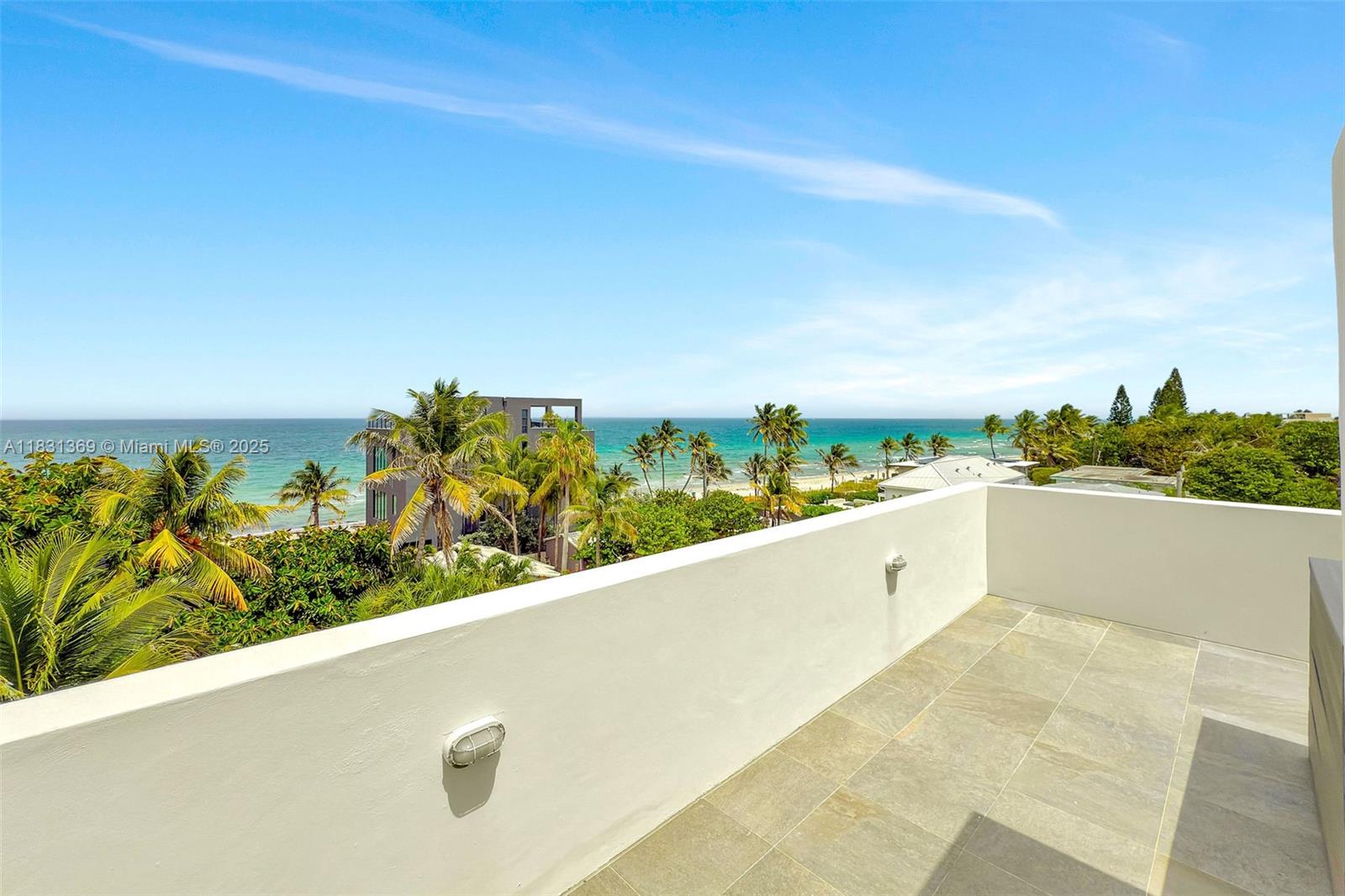 HOLLYWOOD CENTRAL BEACH - Residential