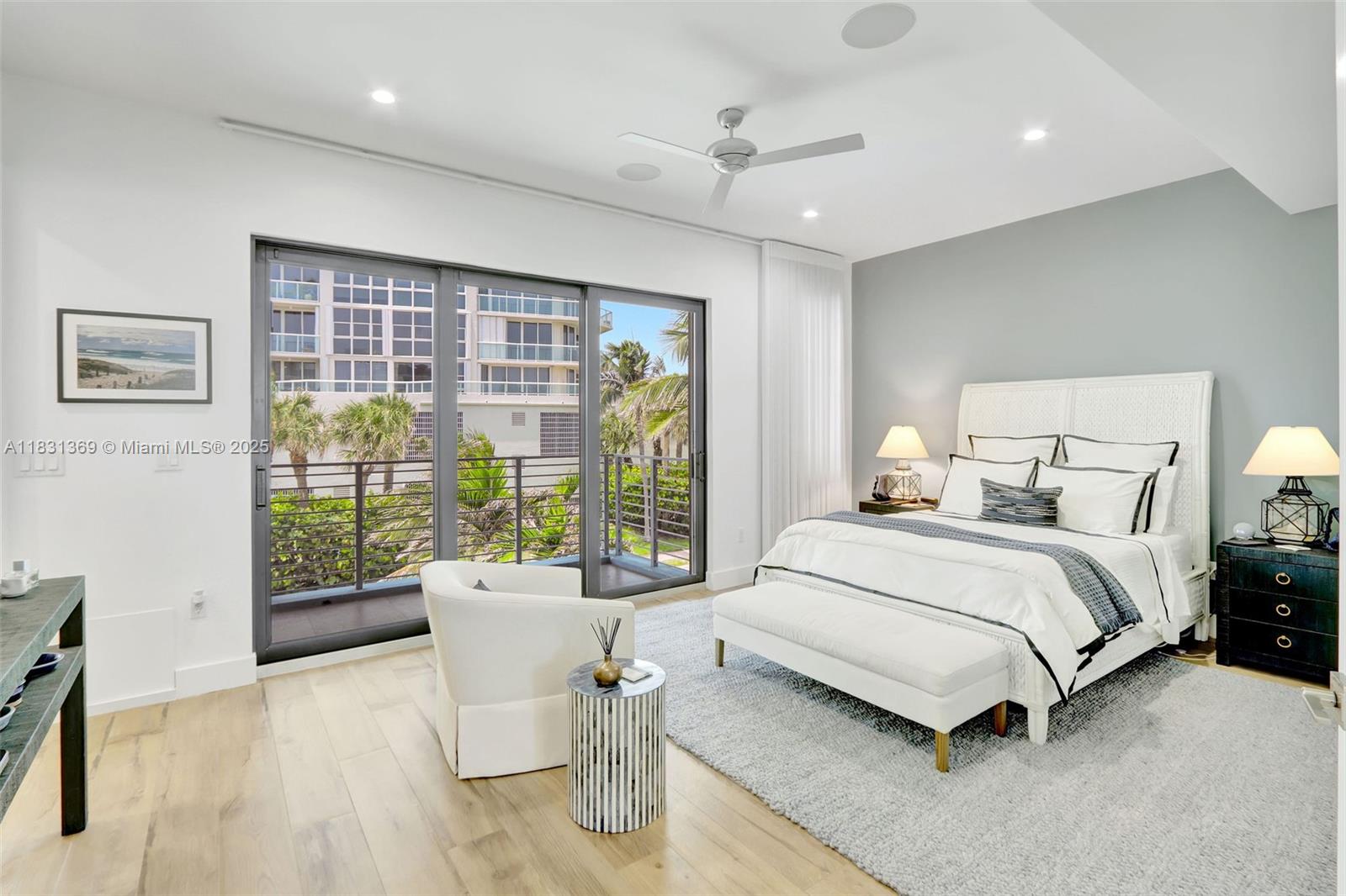 HOLLYWOOD CENTRAL BEACH - Residential