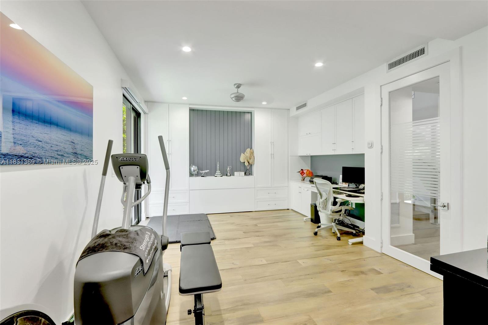 HOLLYWOOD CENTRAL BEACH - Residential