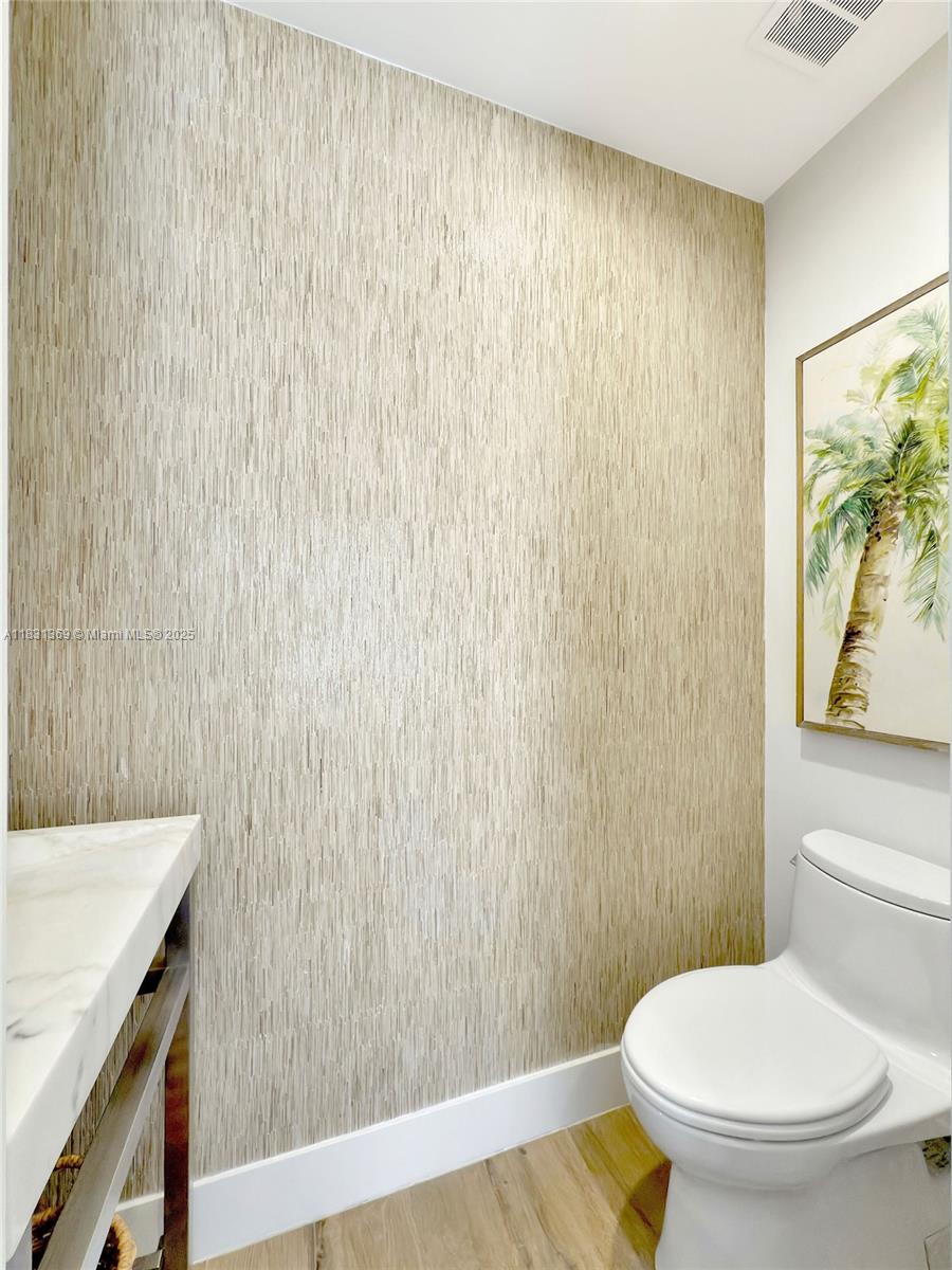 HOLLYWOOD CENTRAL BEACH - Residential