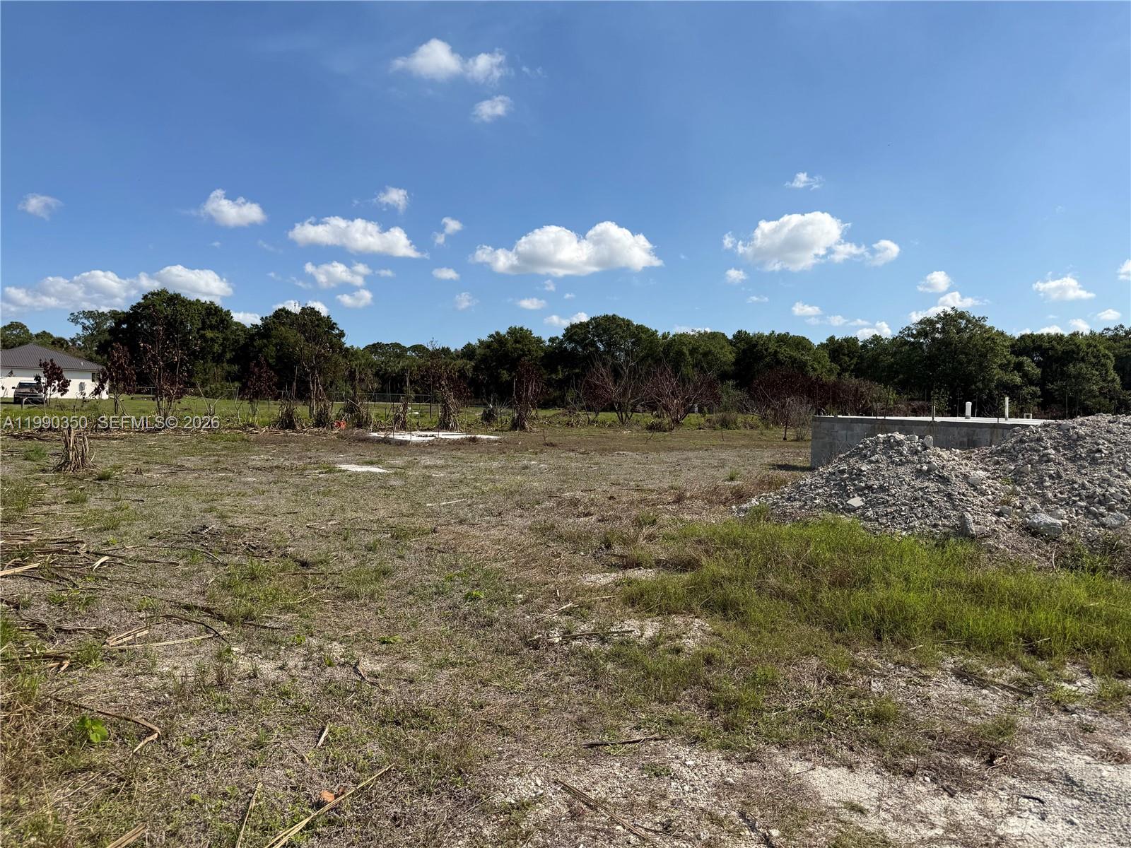 MONTURA RANCH ESTATES - Land