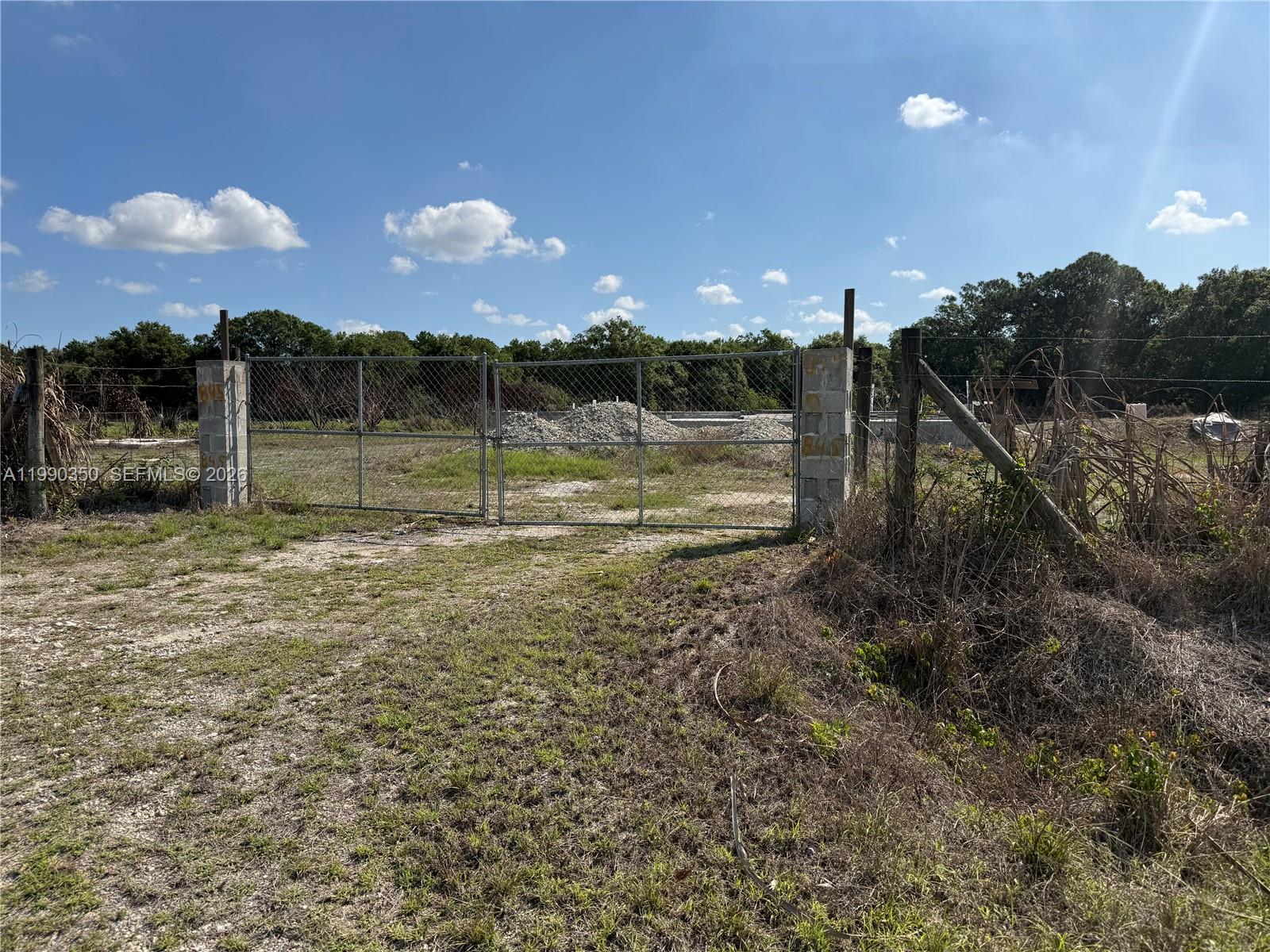 MONTURA RANCH ESTATES - Land