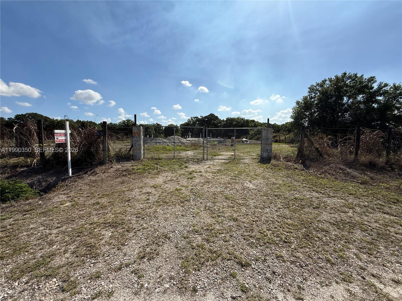 MONTURA RANCH ESTATES - Land