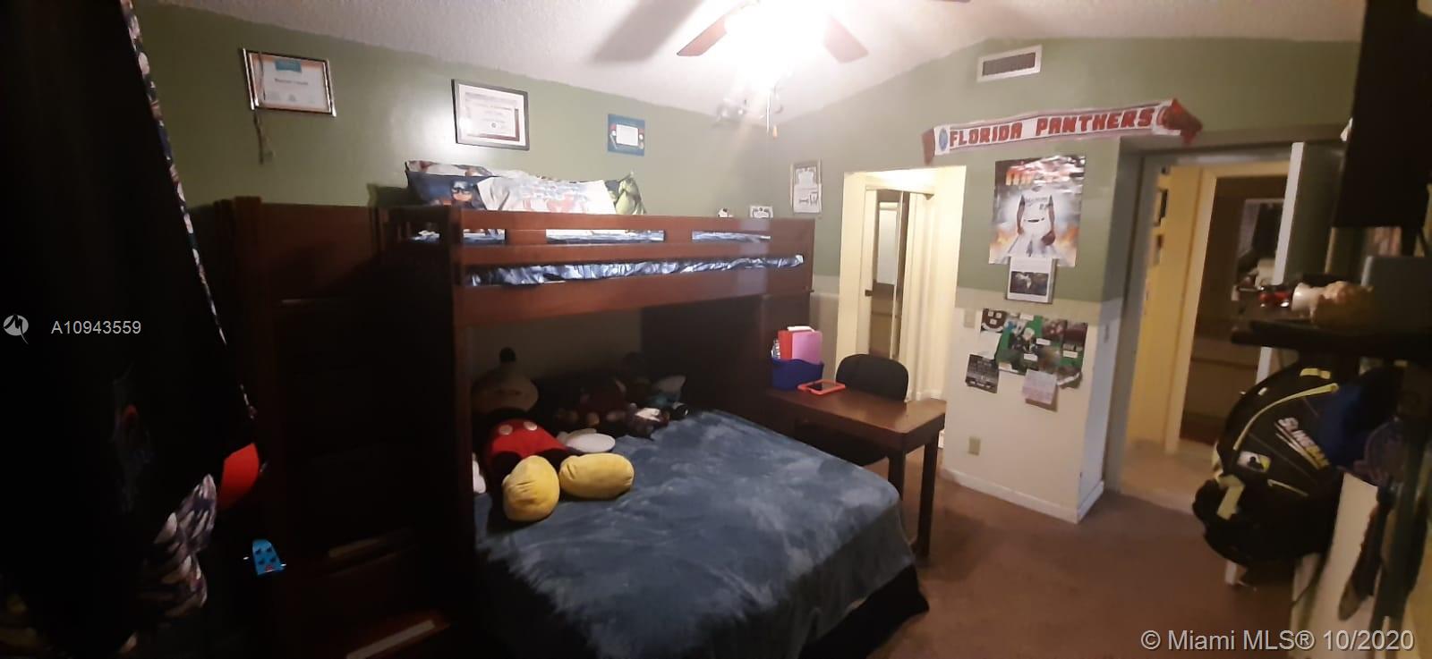 THE MOORS CLUSTER HOMES - Residential