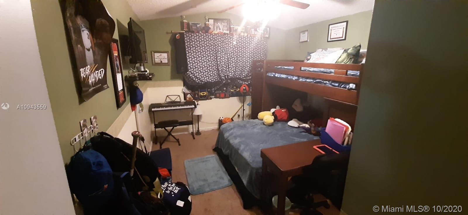 THE MOORS CLUSTER HOMES - Residential