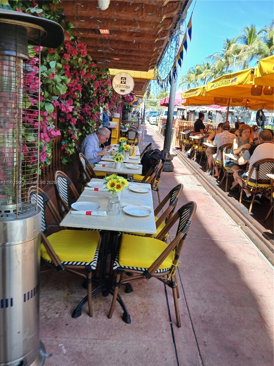 HAMPTON ON WASHINGTON AV - Residential