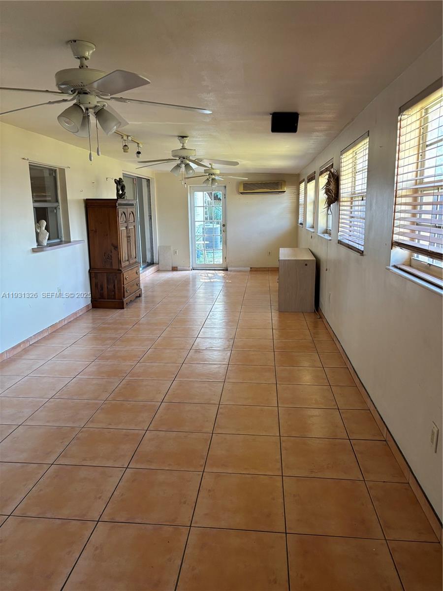 HIGHLAND MANOR SEC 6 - Residential