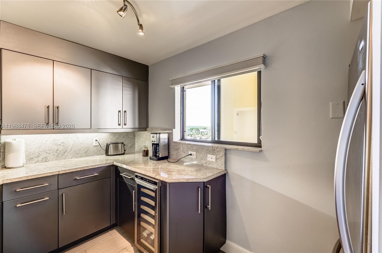 OCEAN TRAIL CONDO I - Residential Lease