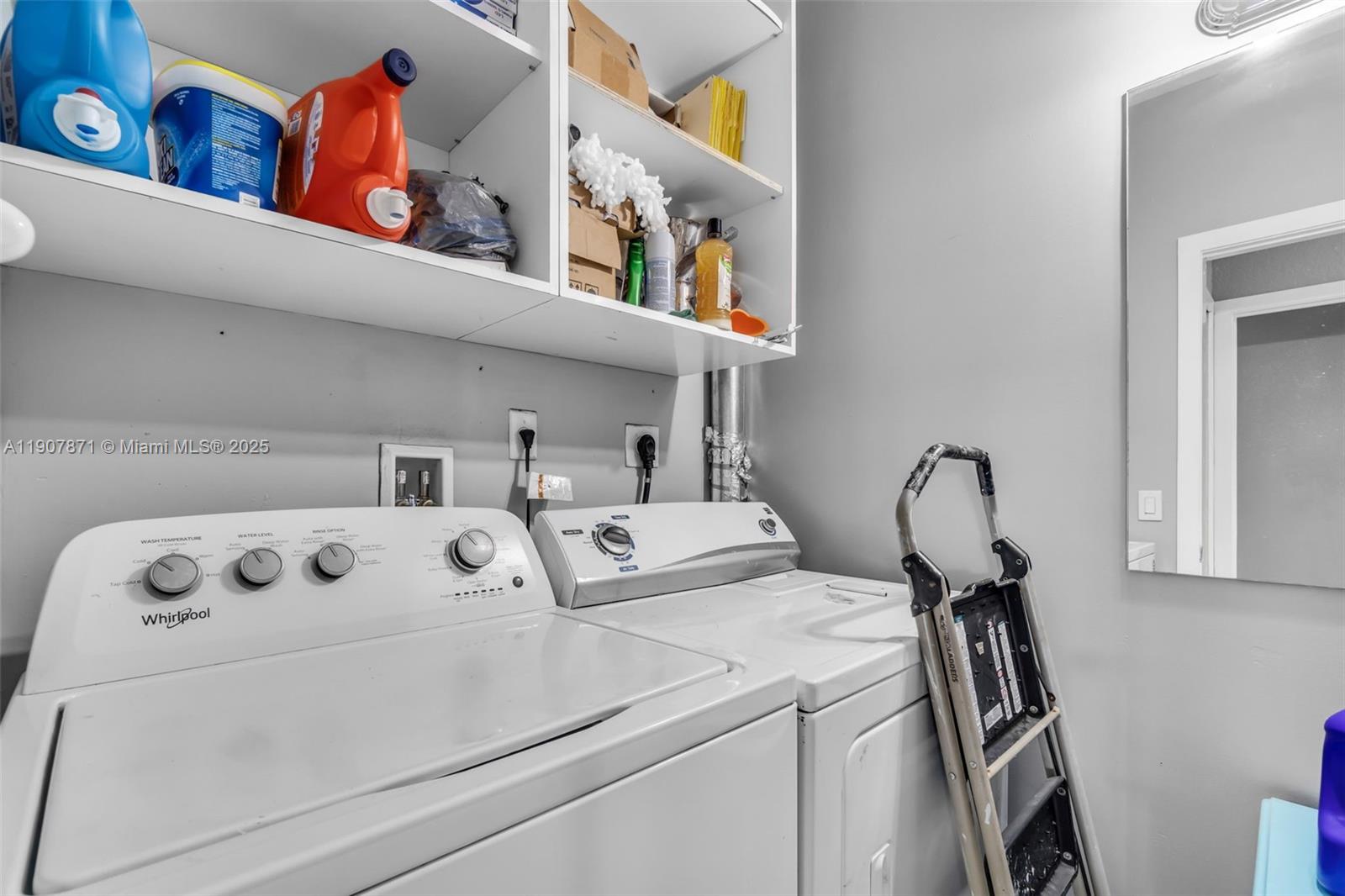 MOODY DRIVE HOMES - Residential