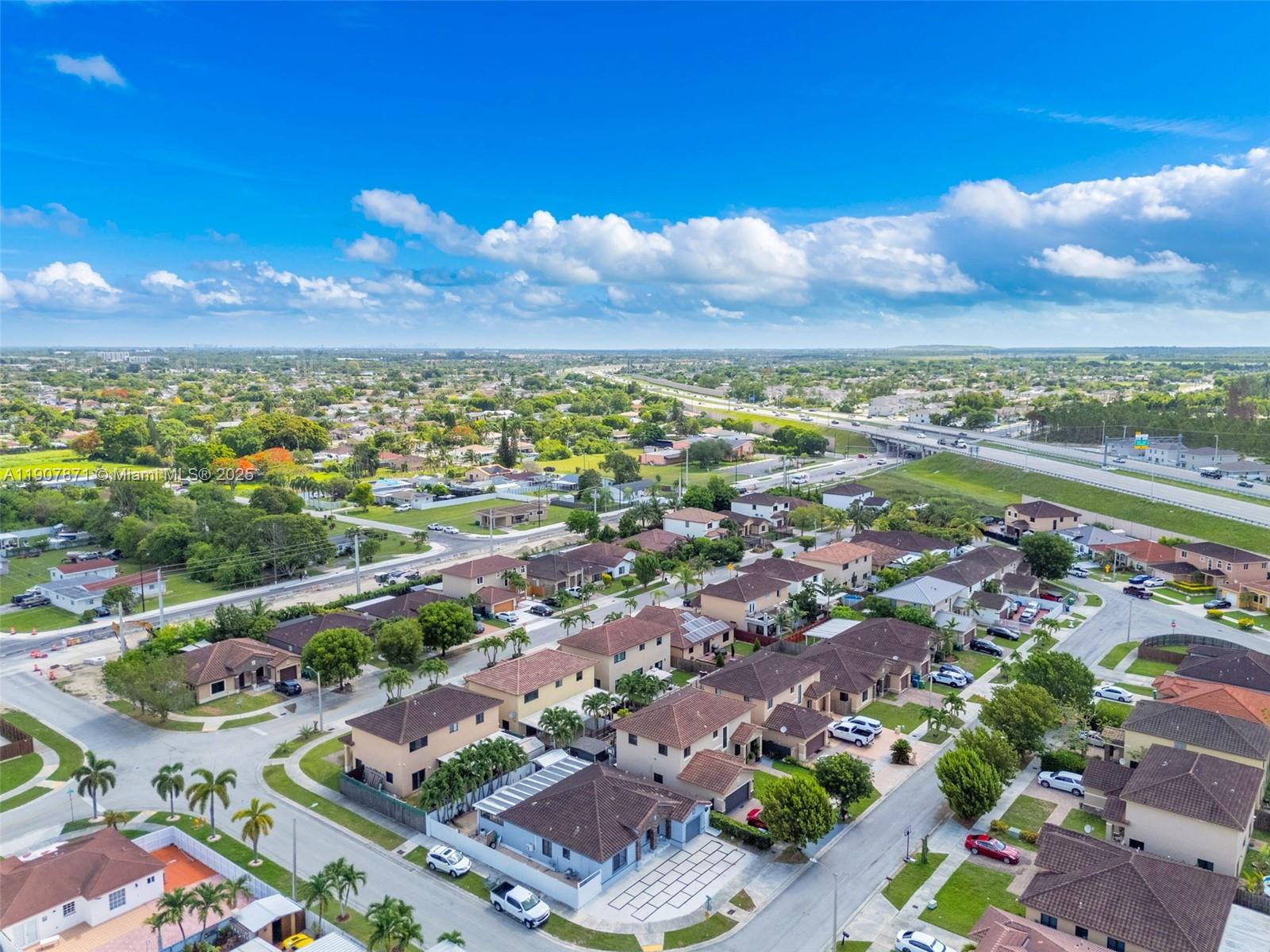 MOODY DRIVE HOMES - Residential