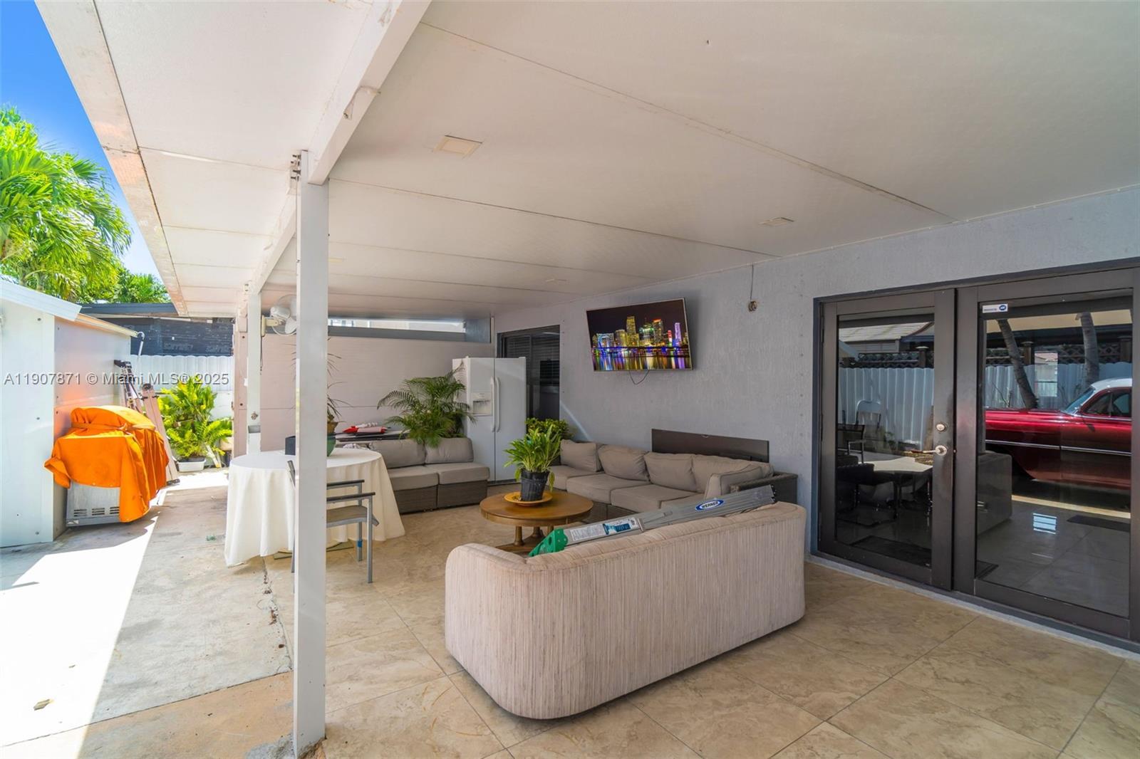 MOODY DRIVE HOMES - Residential