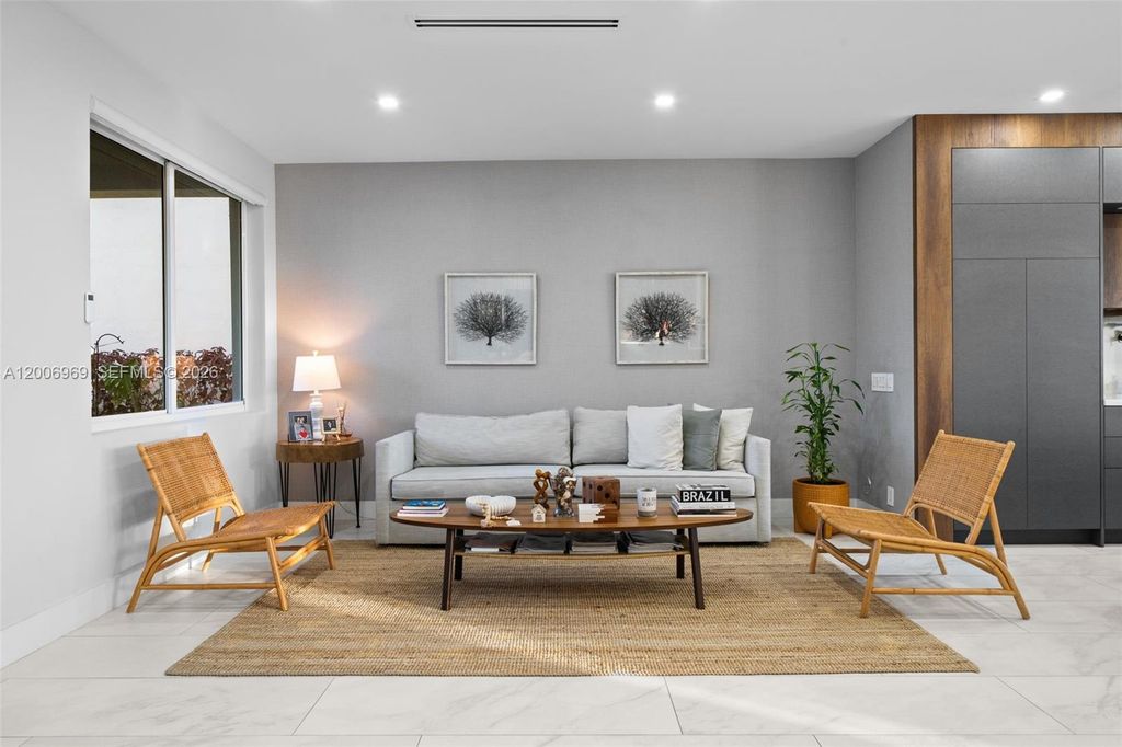 Photo of 1828 Aspen Ln, Weston, FL 33327 (MLS # A12006969)