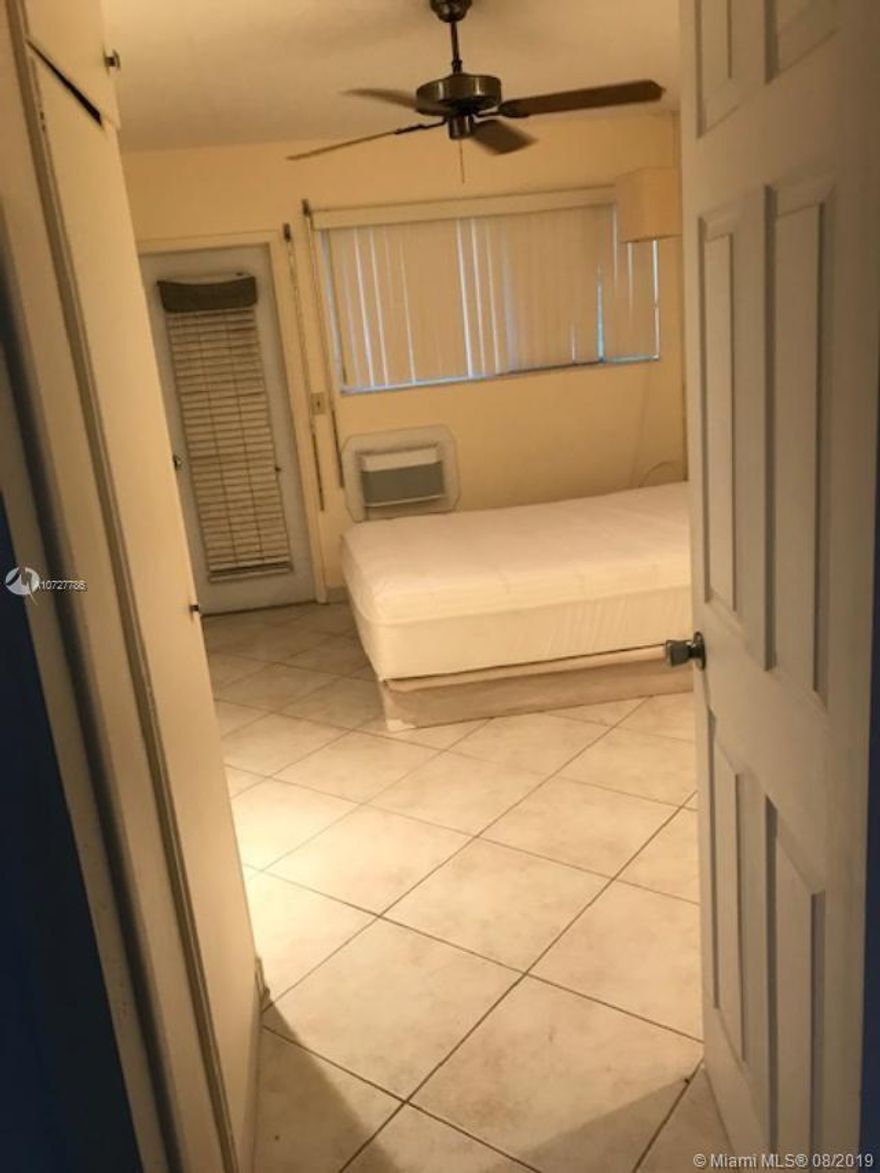 FANTASTIC UNIT, QUIET ONE STORY COMMUNITY, Across from MONTESSORI SCHOOL - ONLY 16 UNITS  1 Bed/1 Bath with updated KITCHEN AND BATHROOM - Tiled Floors - good closet space. SCREENED FRONT PORCH and REAR PATIO. Shutters No age restrictions or Rental Restrictions - Laundry Facility on the premises, Unit has a Parking Space. 

Unit currently rent at $900.00 per month
Located close to Hollywood circle, restaurants, I95  , front and back door entry. CASH BUYERS ONLY