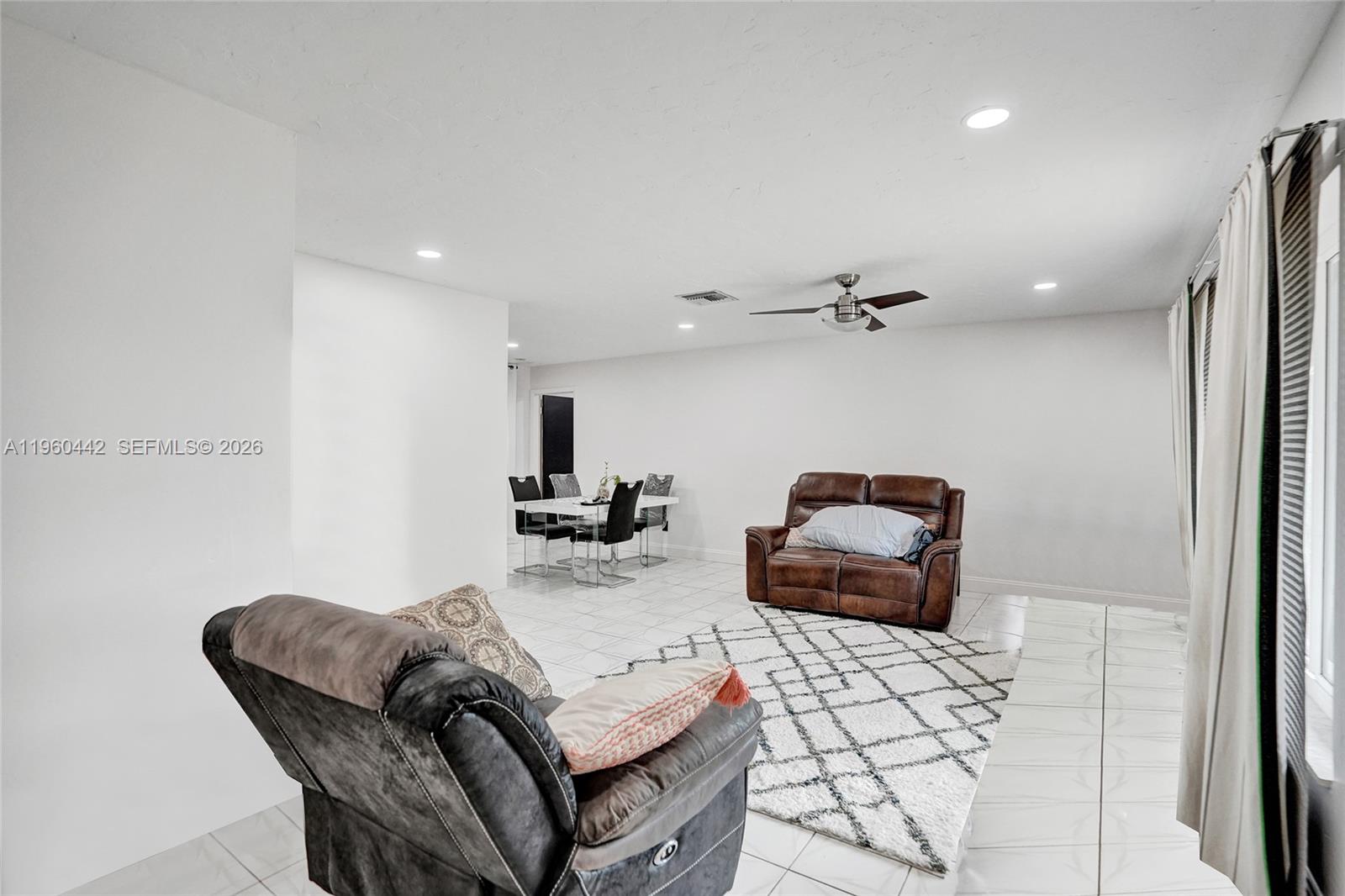 WESTWOOD COMMUNITY 5 - Residential