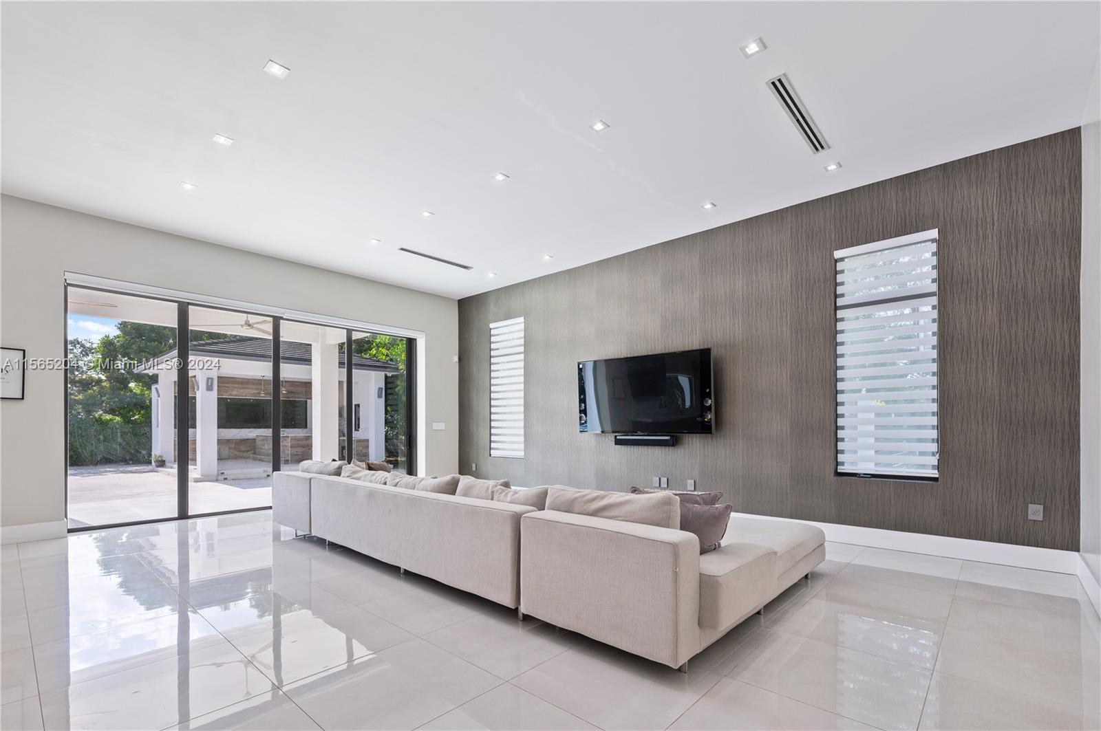 RIDGEWOOD SUB - Residential