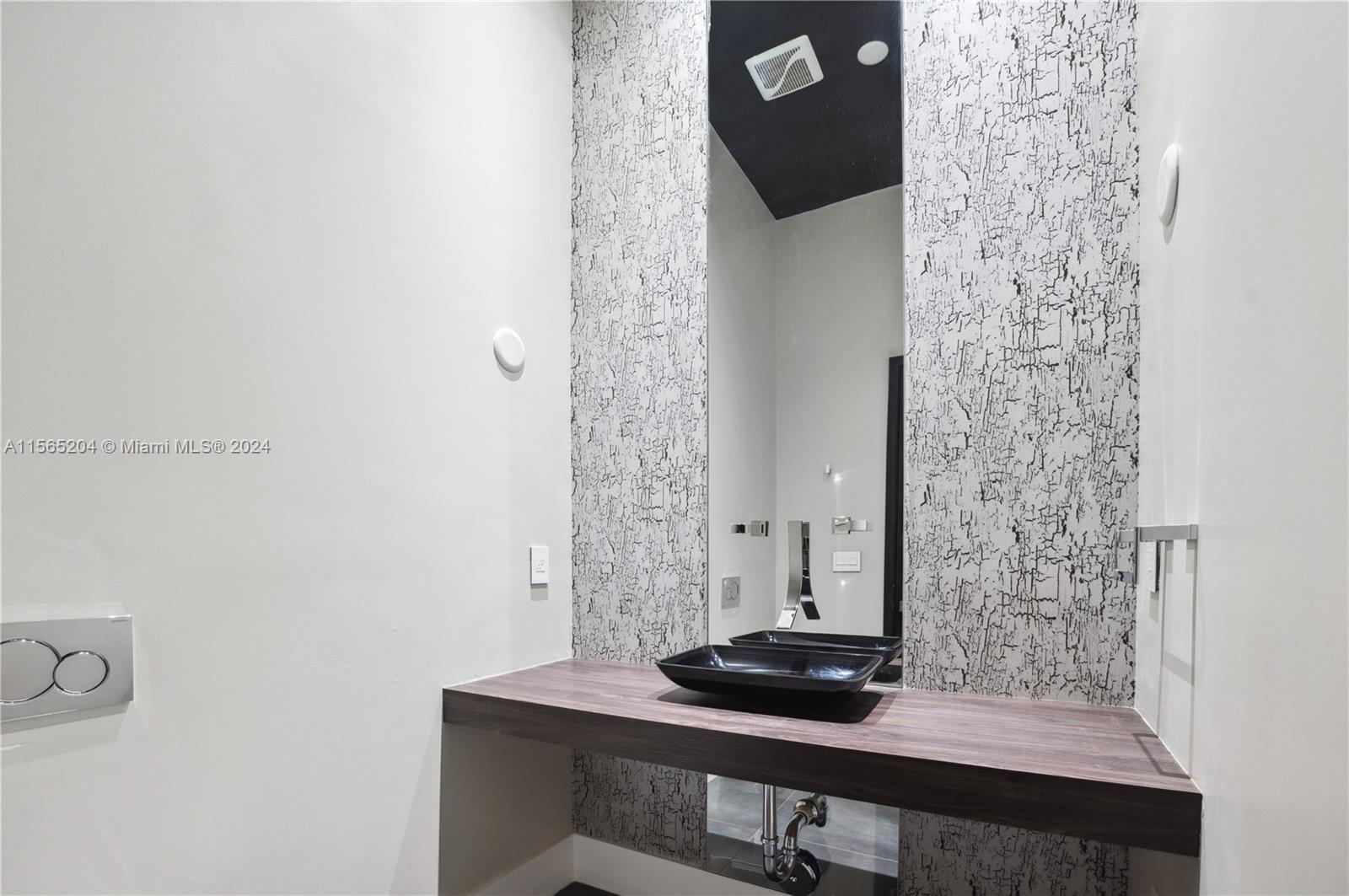 RIDGEWOOD SUB - Residential