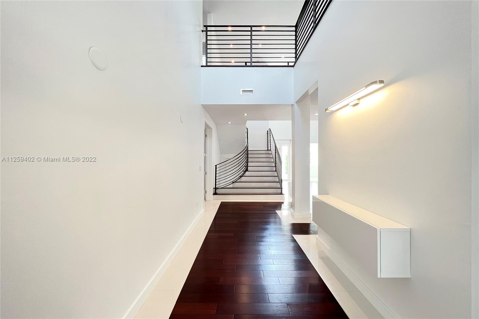 NAUTILUS SUB - Residential