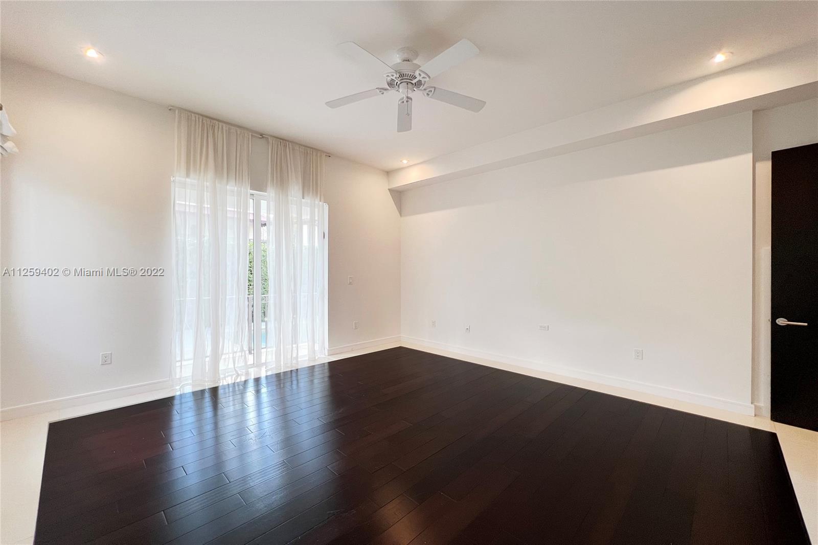 NAUTILUS SUB - Residential