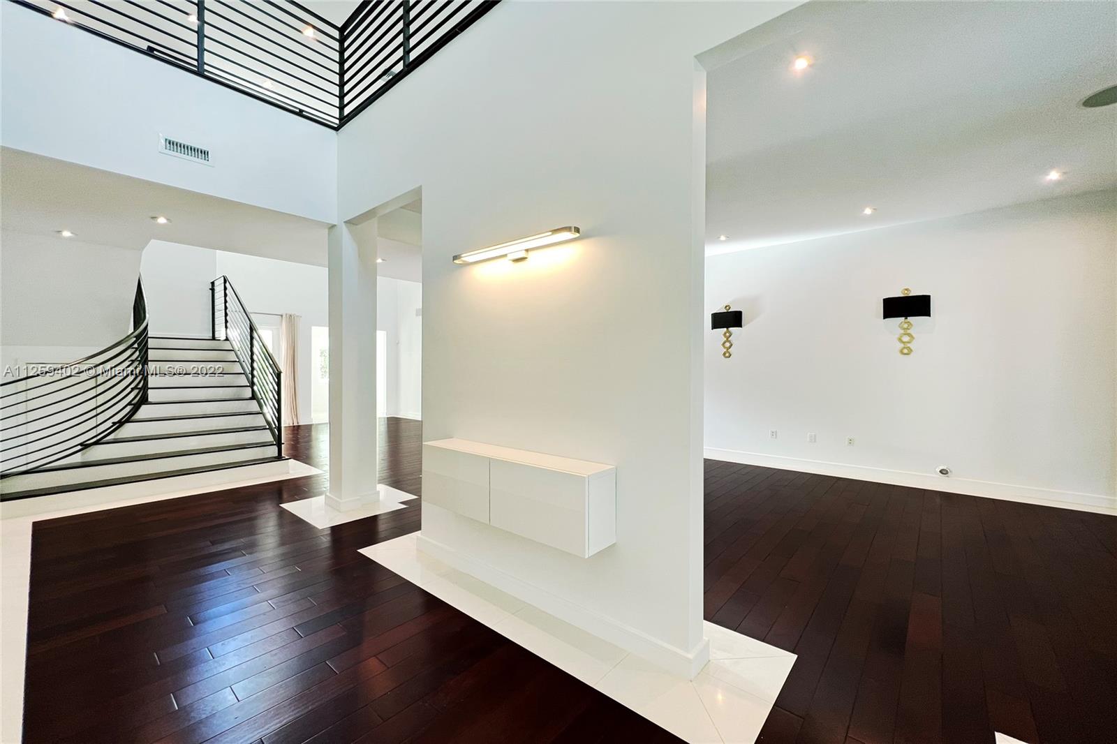 NAUTILUS SUB - Residential