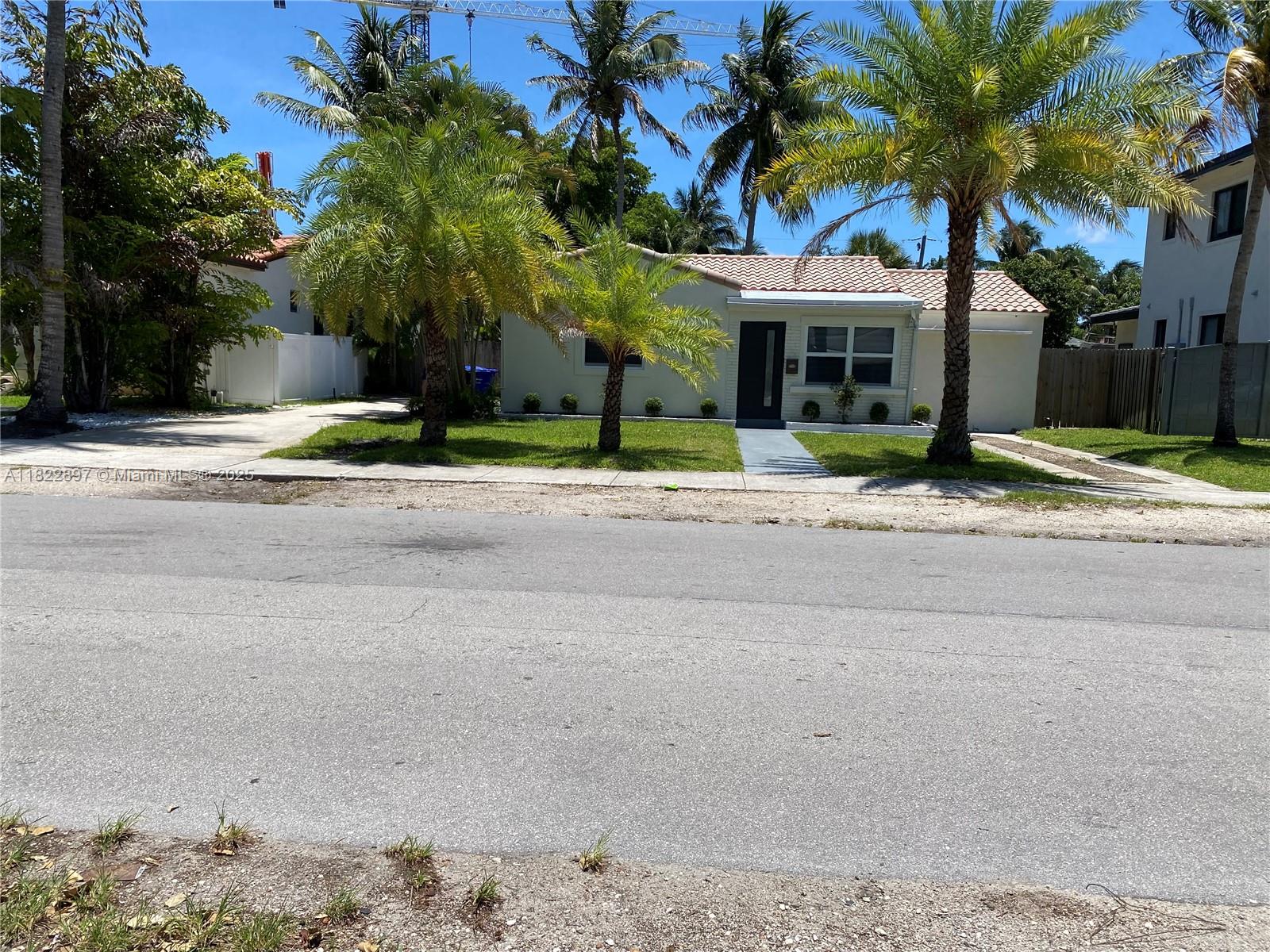 1826 Thomas St, Hollywood, Broward County, Florida - 3 Bedrooms  
2 Bathrooms - 