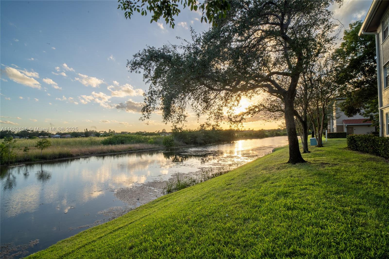 MARQUESA CONDO - Residential Lease