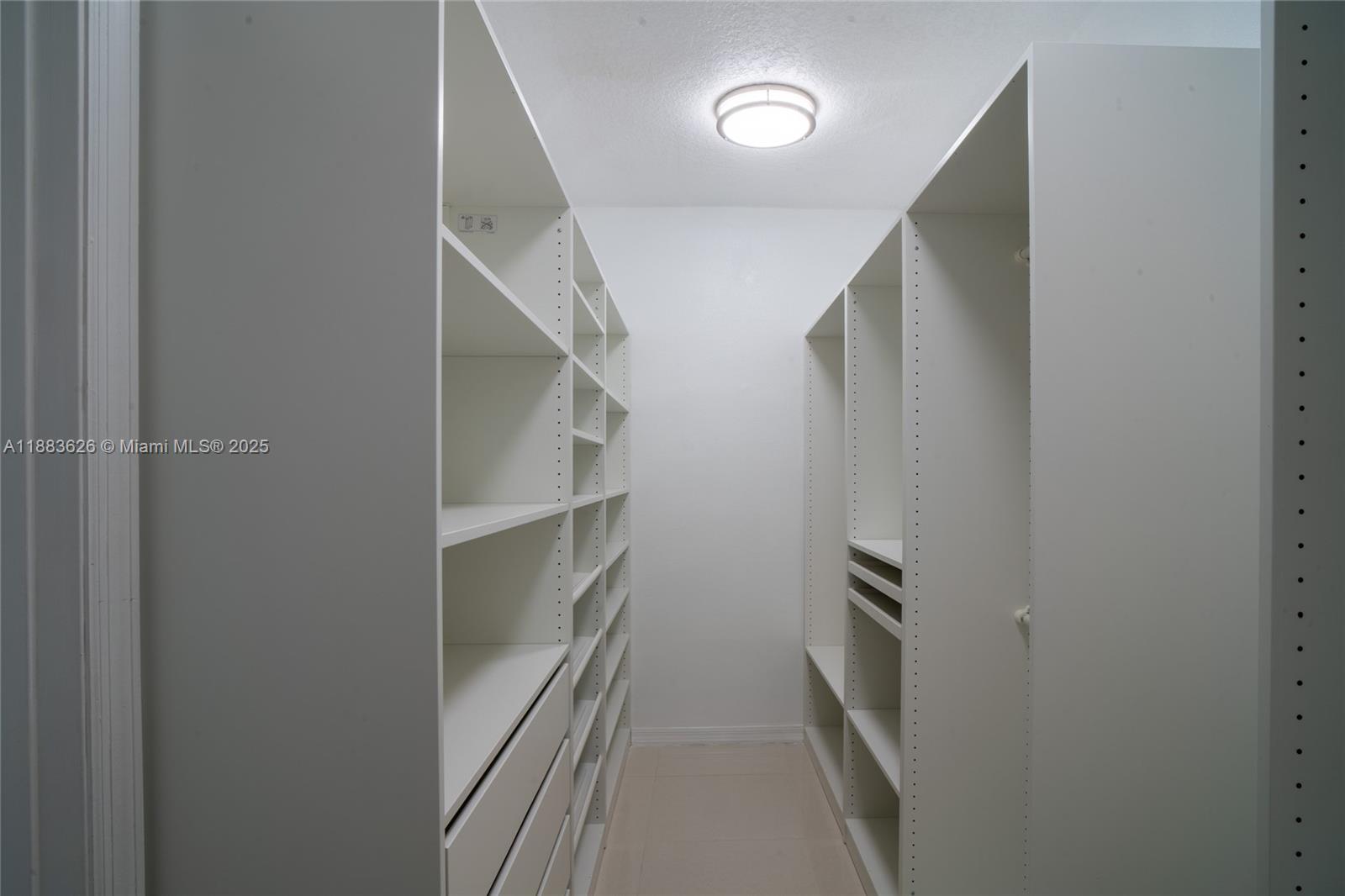 MARQUESA CONDO - Residential Lease