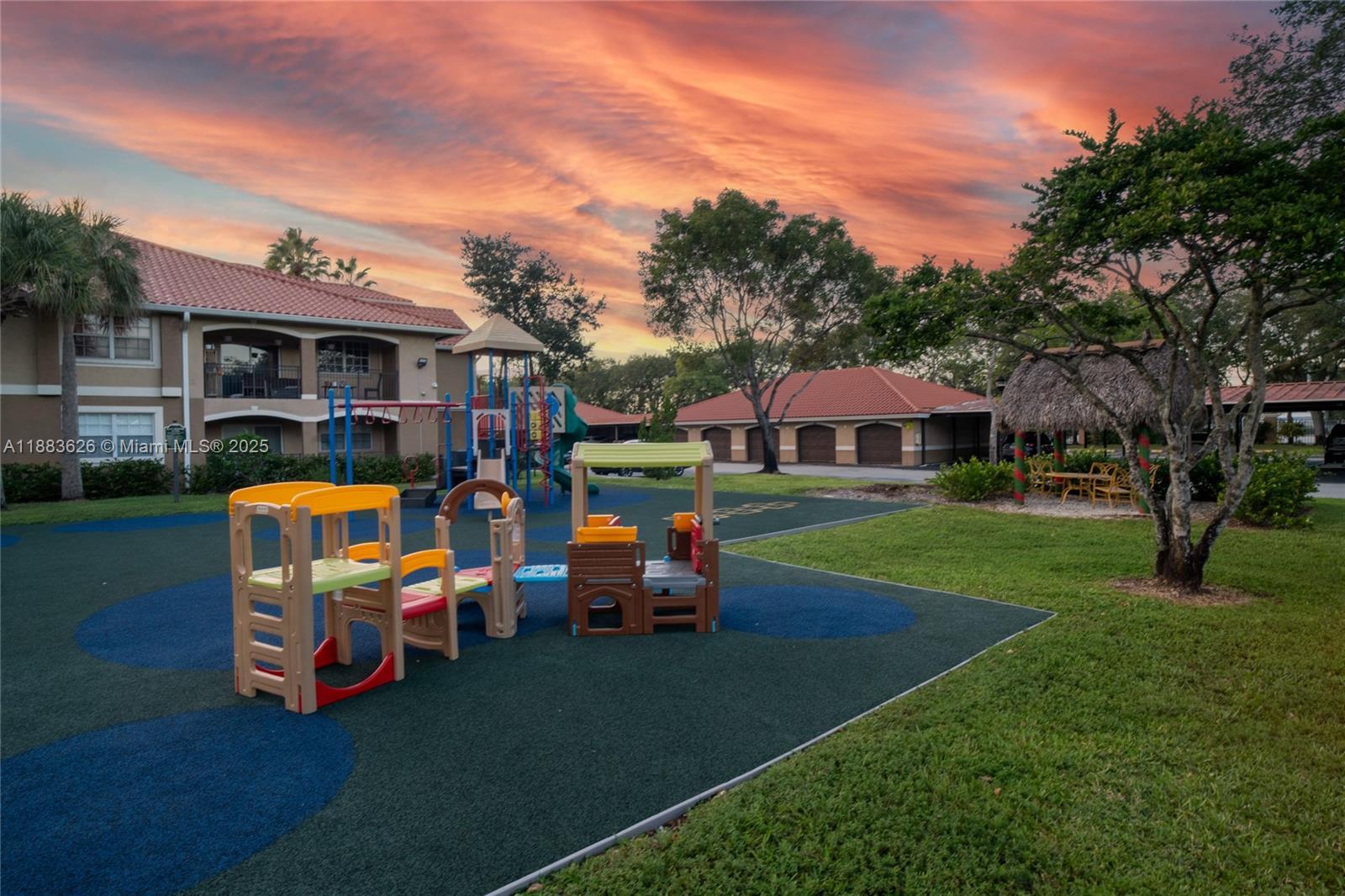 MARQUESA CONDO - Residential Lease