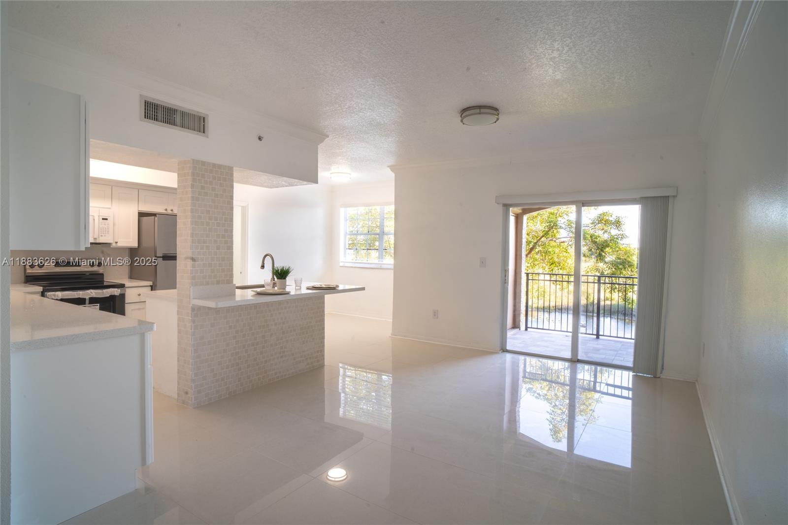 MARQUESA CONDO - Residential Lease