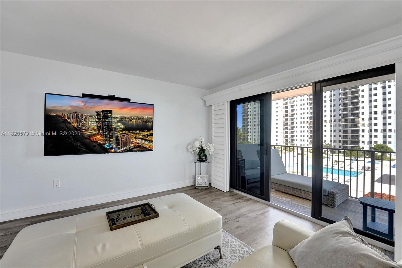 SUMMIT CONDO - Residential Lease