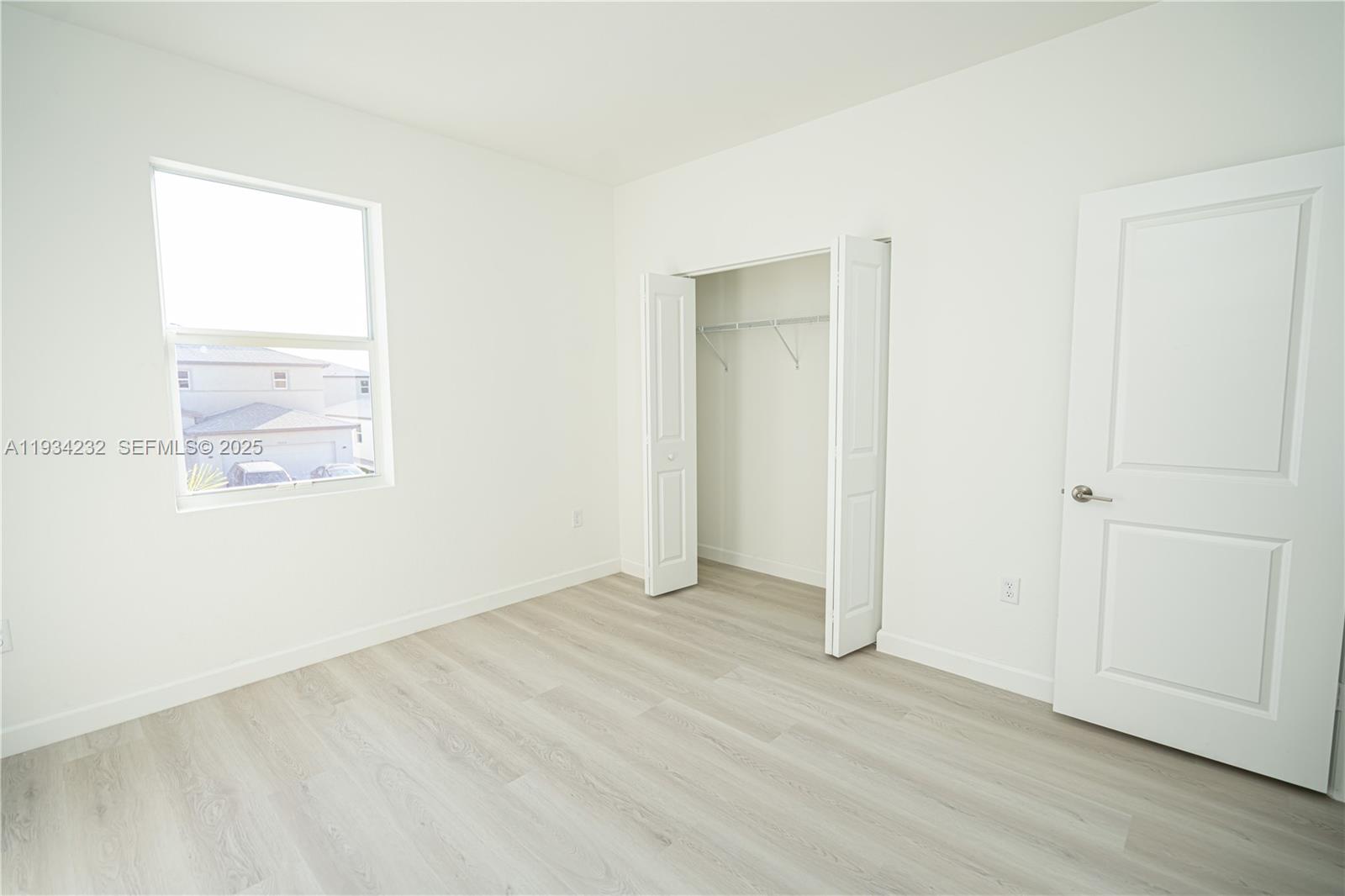 ACACIA ESTATES - Residential