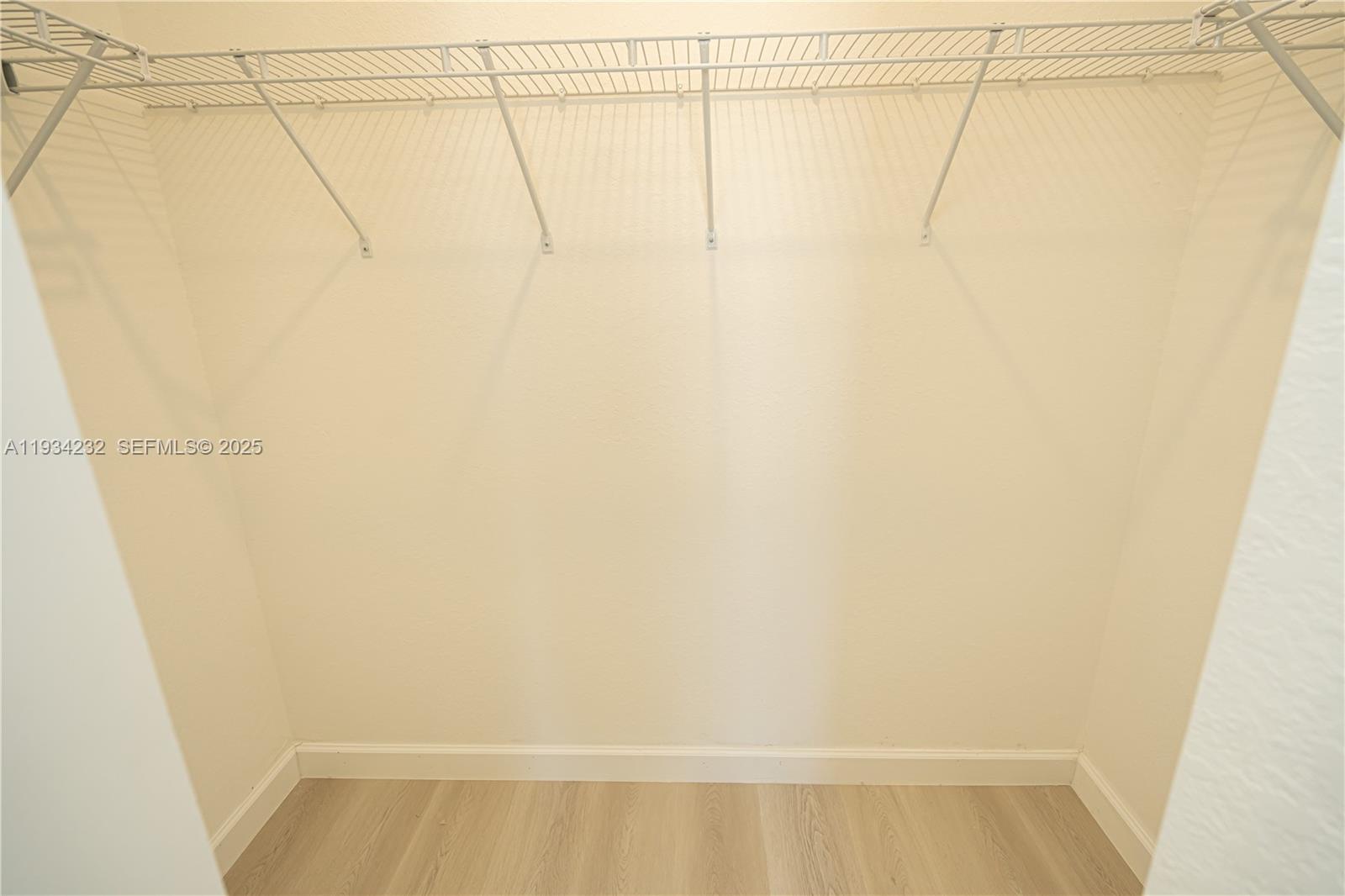 ACACIA ESTATES - Residential