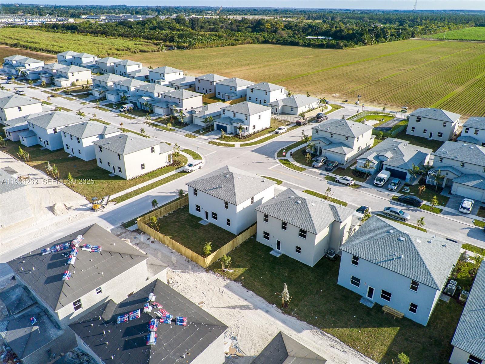 ACACIA ESTATES - Residential