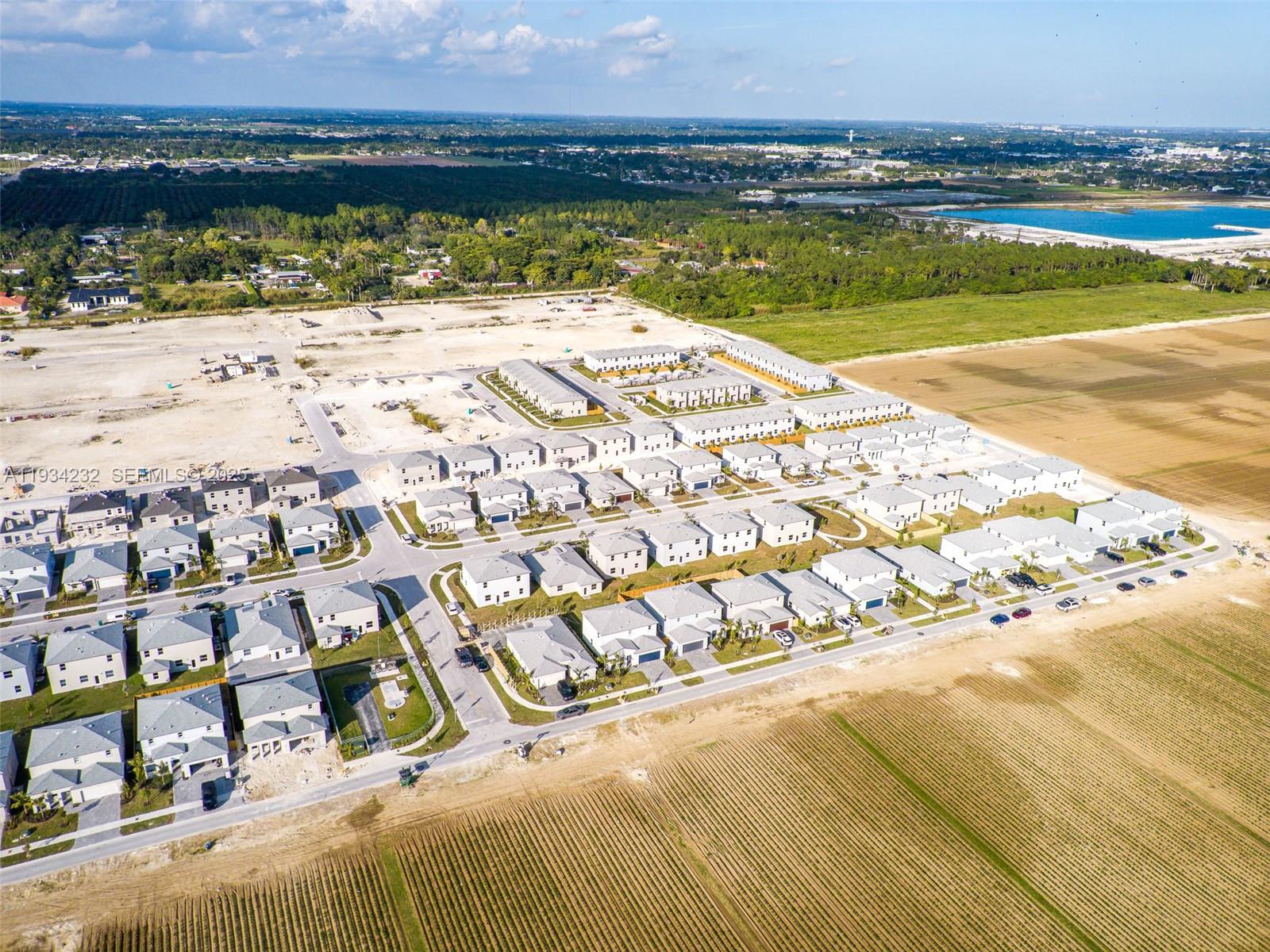 ACACIA ESTATES - Residential