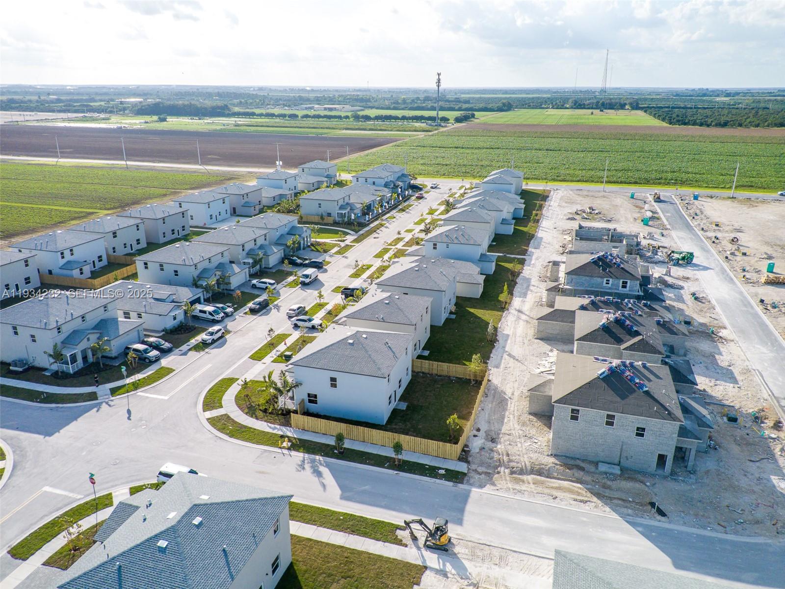 ACACIA ESTATES - Residential