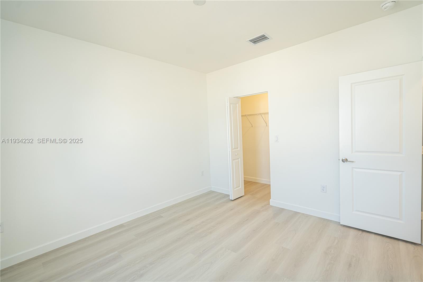 ACACIA ESTATES - Residential