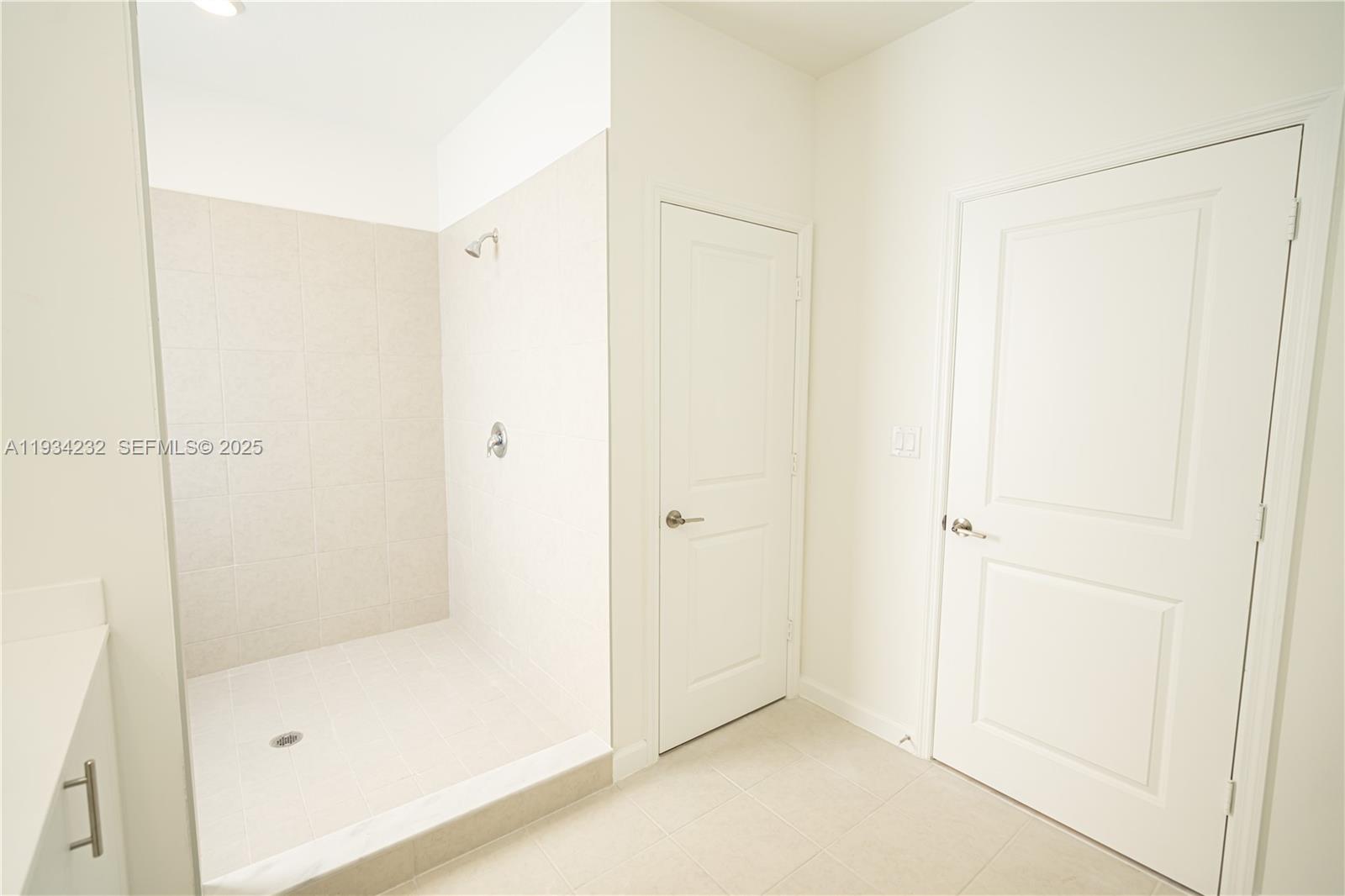 ACACIA ESTATES - Residential