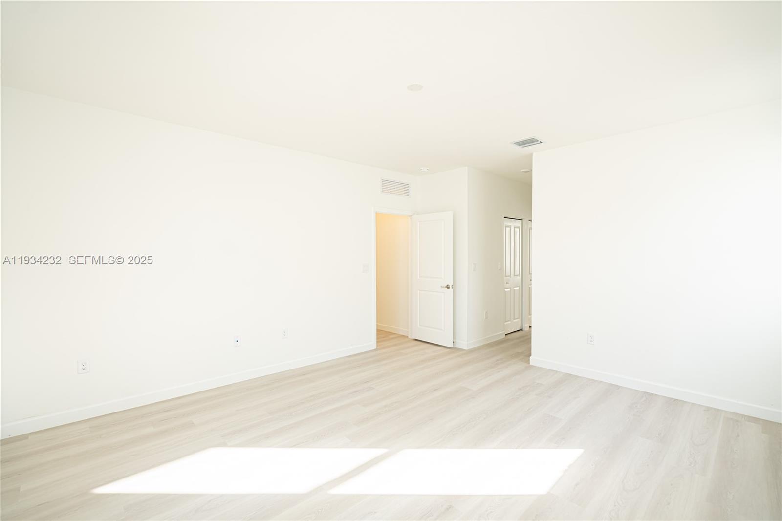 ACACIA ESTATES - Residential