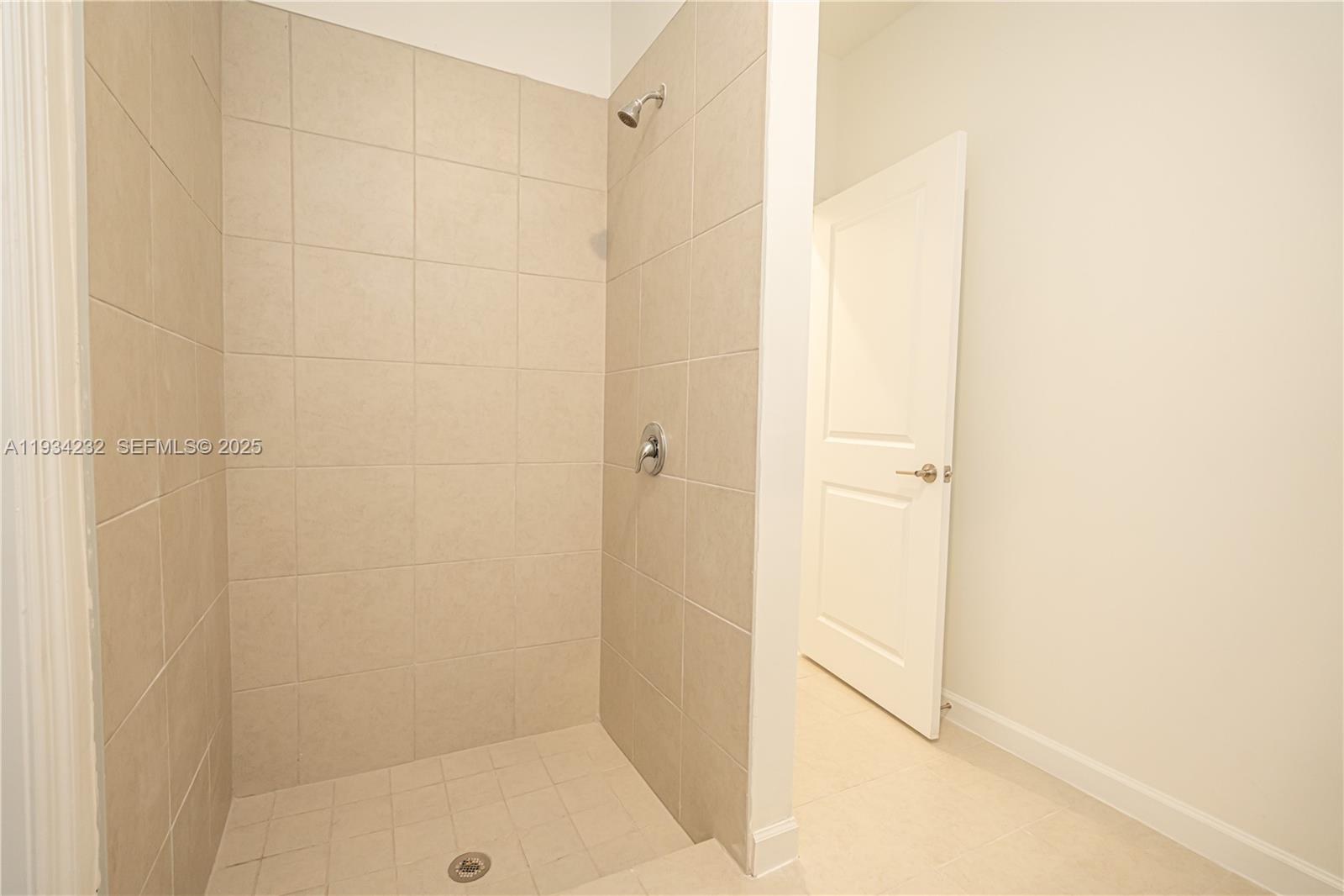 ACACIA ESTATES - Residential