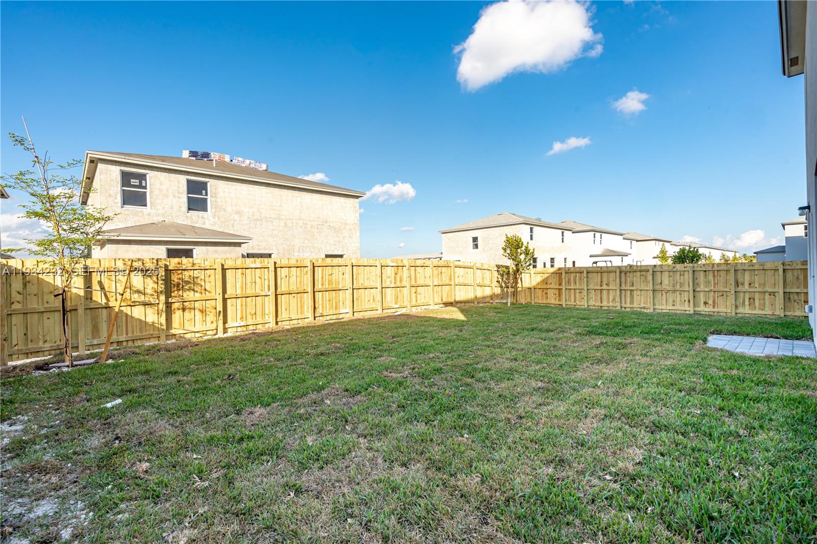 ACACIA ESTATES - Residential