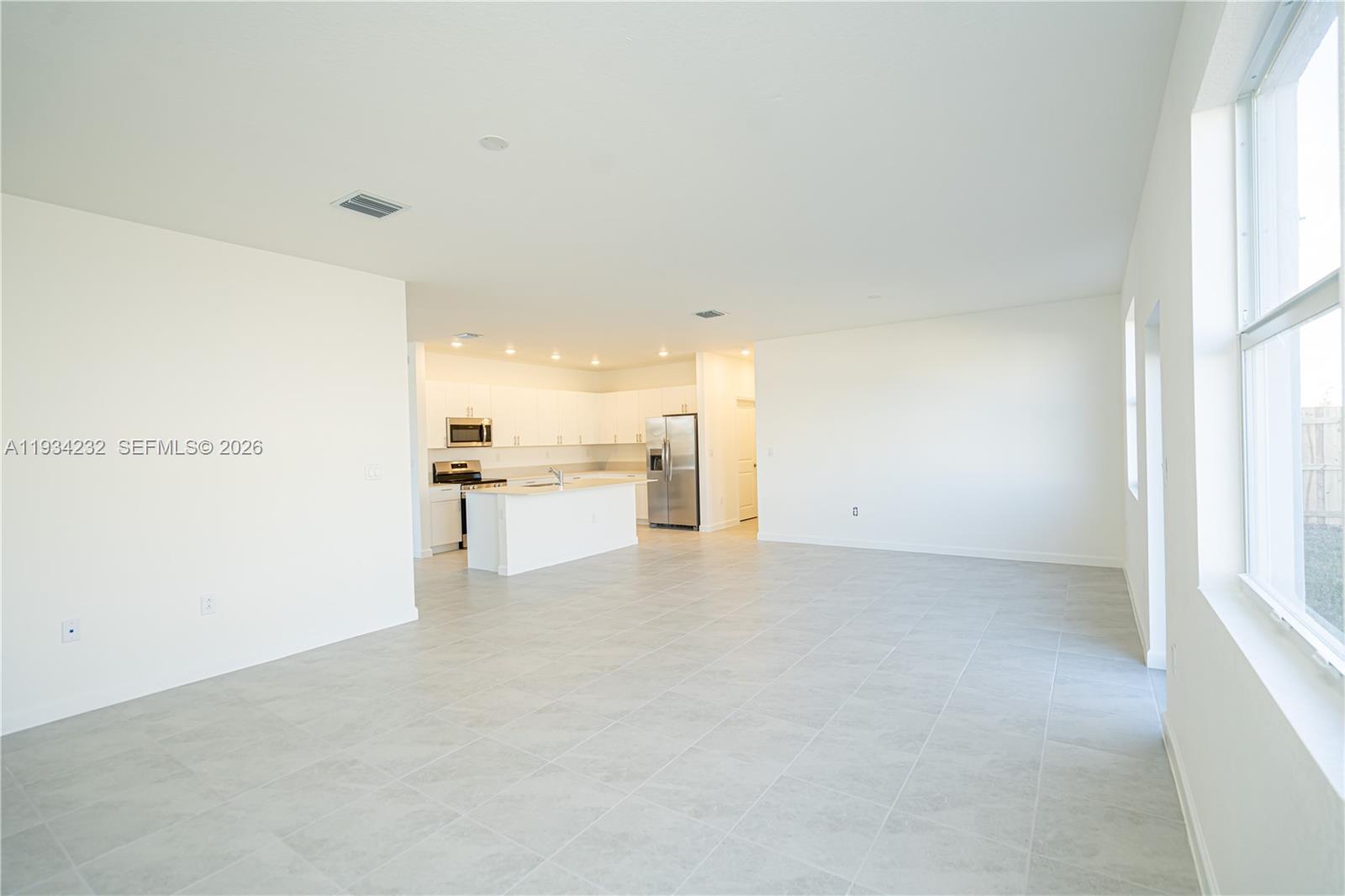 ACACIA ESTATES - Residential